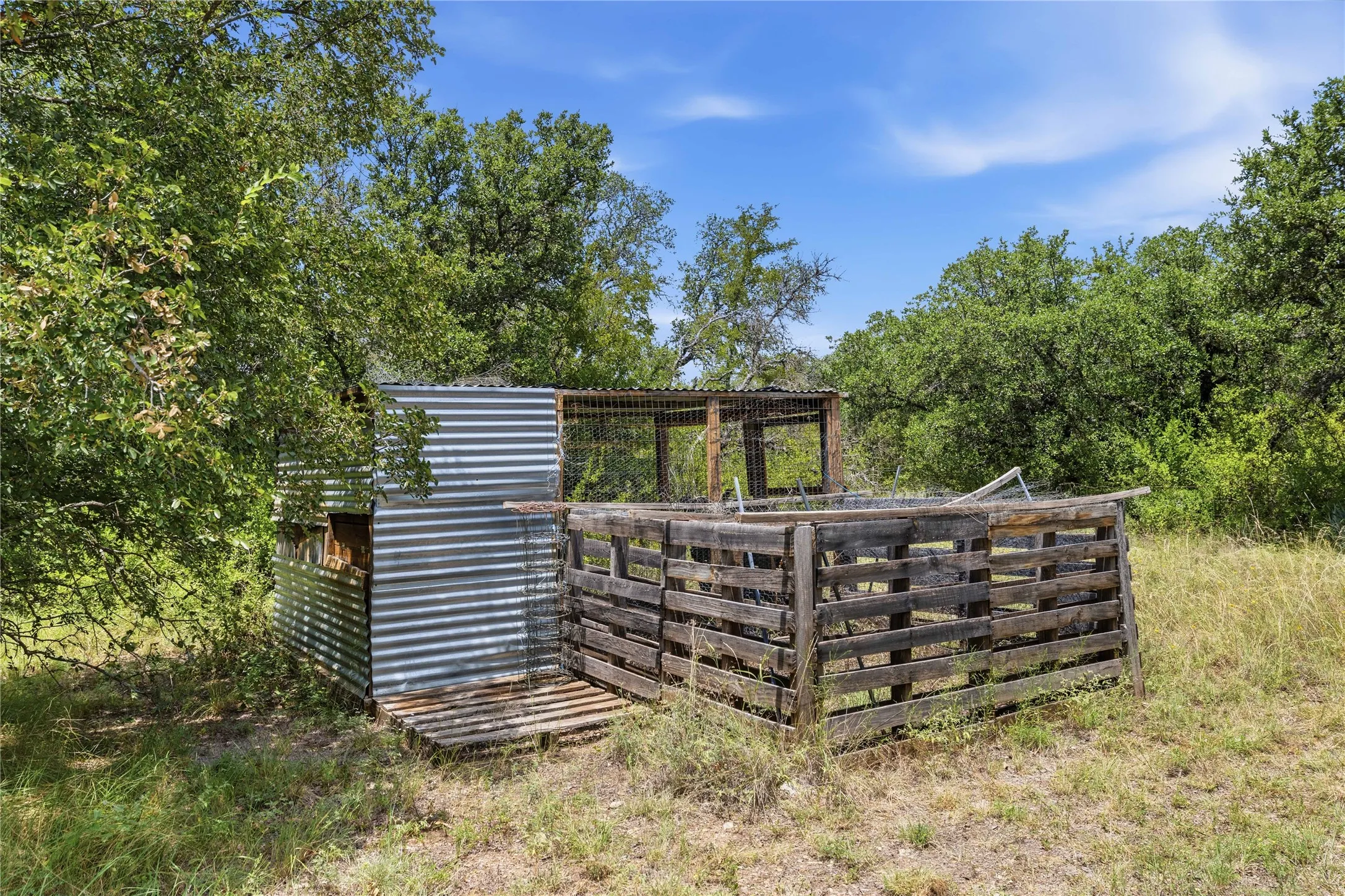 Single Family Residence For Sale in Brown County , 6070 Fm 3021, Brownwood, Texas 76801, 3 Bedroom, 2 Bathroom, Garage spaces, 1,469 Sqft, built in 2007, mls#21349802, Real Estate Agent in Brownwood, Homes For Sale in Brown county, Homes For Sale in Brownwood, Realtor in Brownwood Texas, Real Estate Brokerage Independent Realty Texas, Luminita Cordes Realtor
