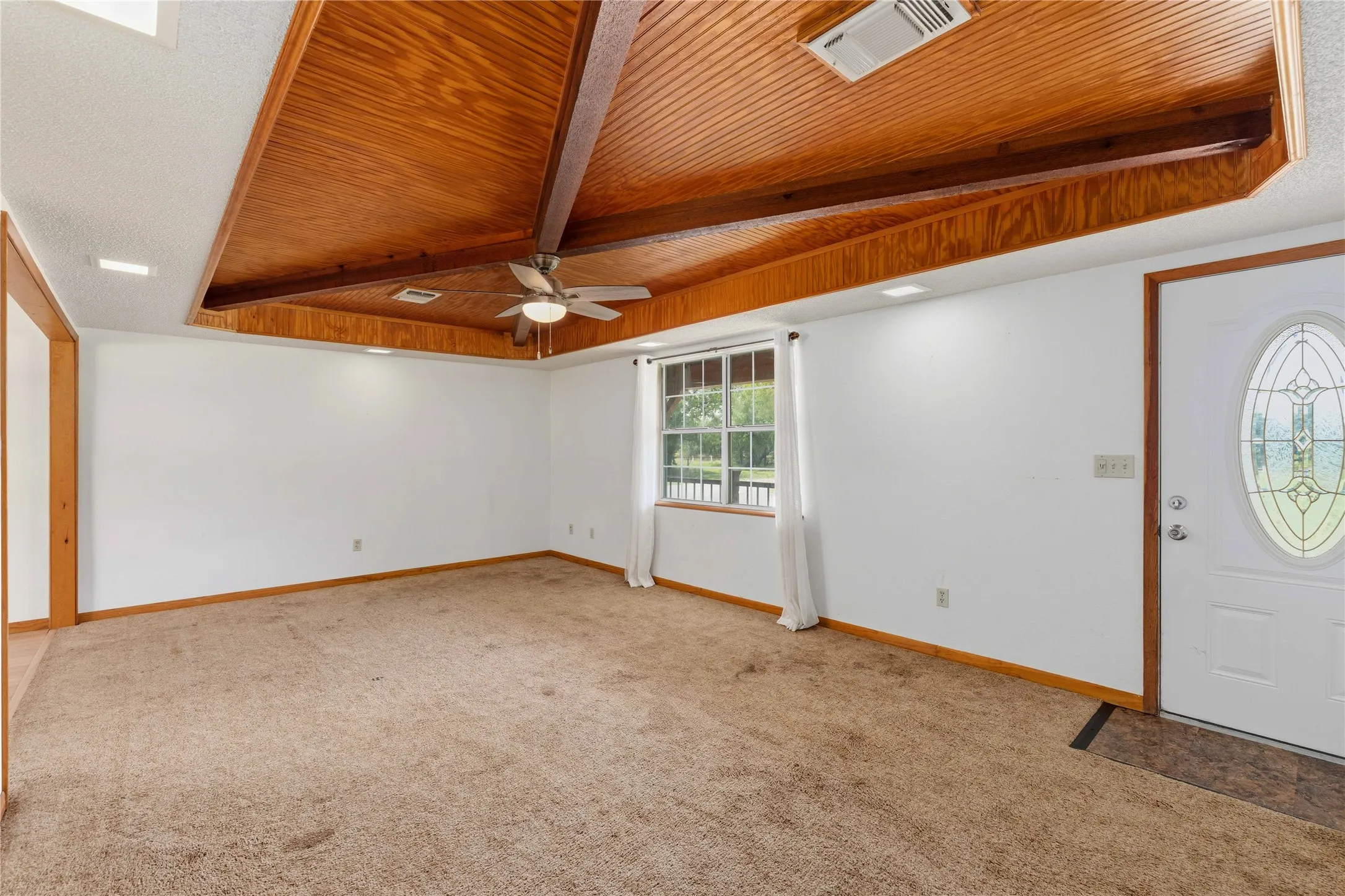 Single Family Residence For Sale in Brown County , 6070 Fm 3021, Brownwood, Texas 76801, 3 Bedroom, 2 Bathroom, Garage spaces, 1,469 Sqft, built in 2007, mls#21349802, Real Estate Agent in Brownwood, Homes For Sale in Brown county, Homes For Sale in Brownwood, Realtor in Brownwood Texas, Real Estate Brokerage Independent Realty Texas, Luminita Cordes Realtor