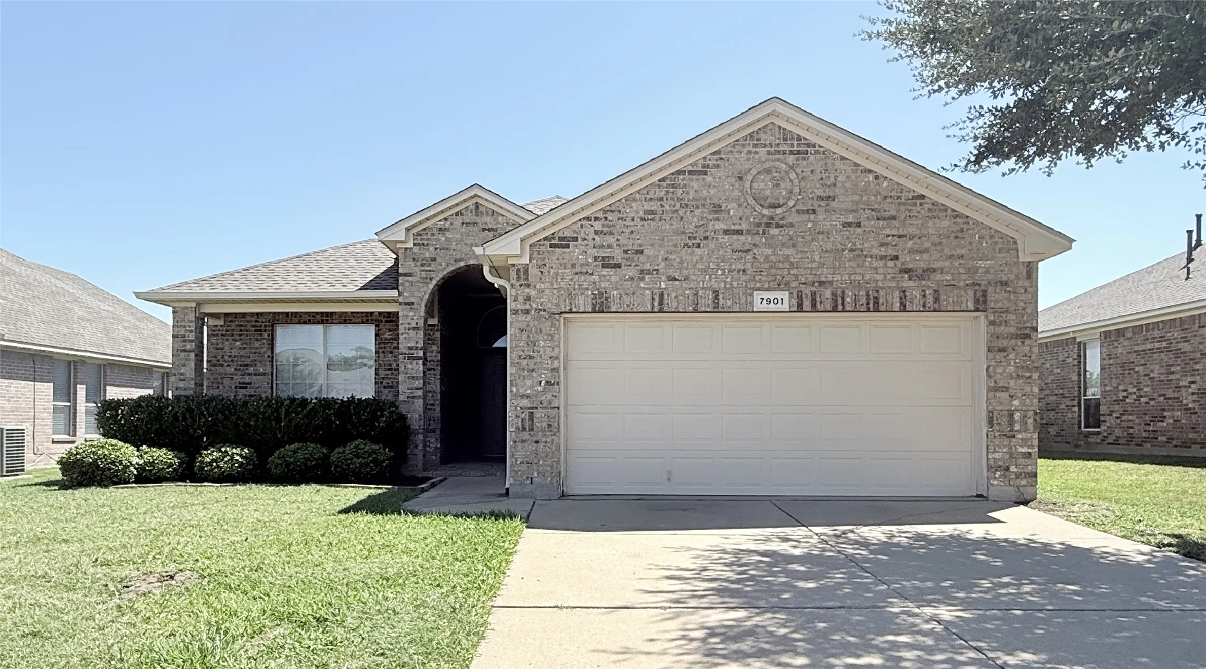 Single Family Residence For Sale