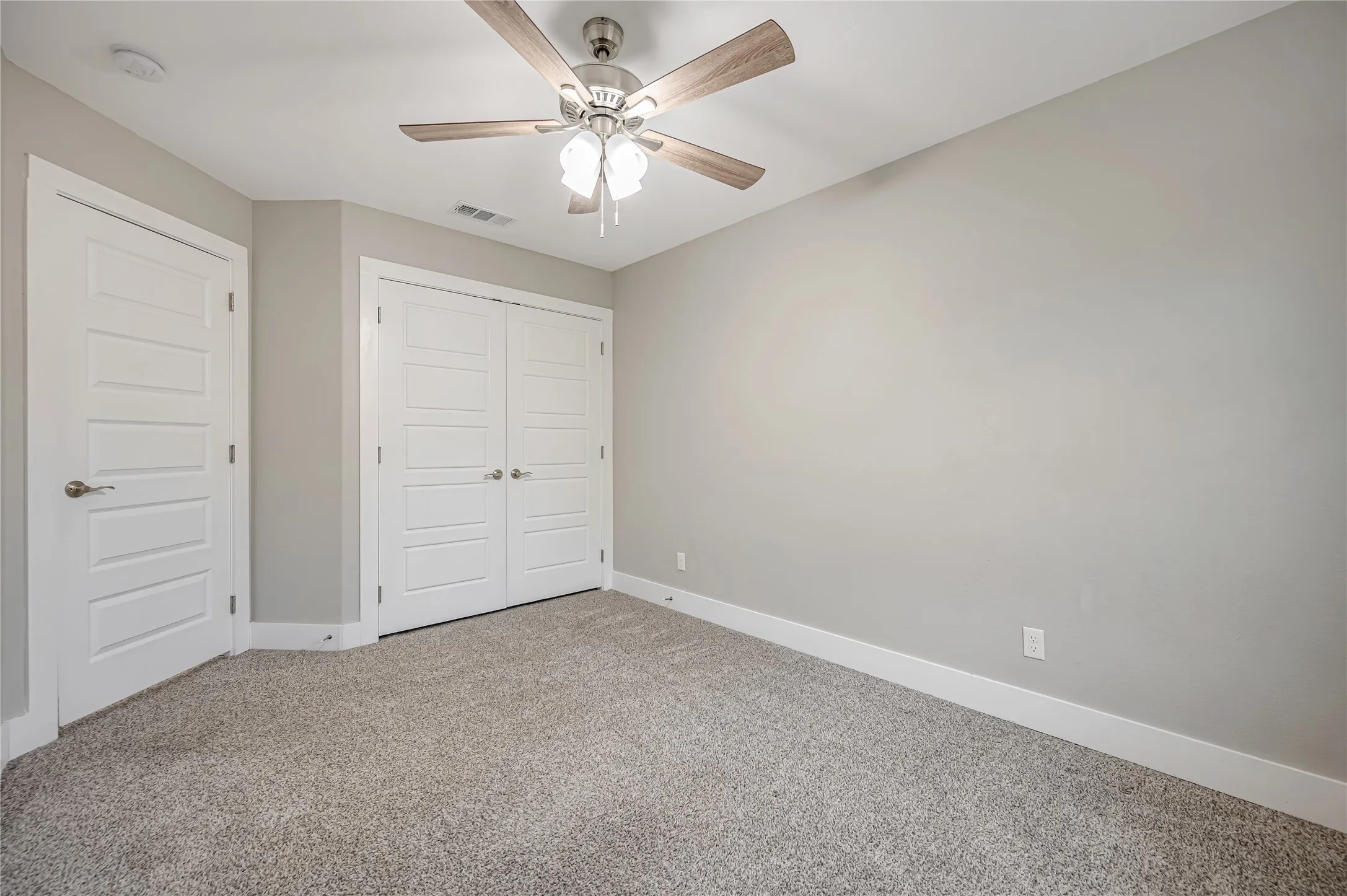 Duplex For Sale in Grayson County , 901-903 W Collins Street, Denison, Texas 75020, 6 Bedroom, 6 Bathroom, 1 Garage spaces, 0 Sqft, built in 2021, mls#21349783, Real Estate Agent in Denison, Homes For Sale in Grayson county, Homes For Sale in Denison, Realtor in Denison Texas, Real Estate Brokerage Independent Realty Texas, Luminita Cordes Realtor