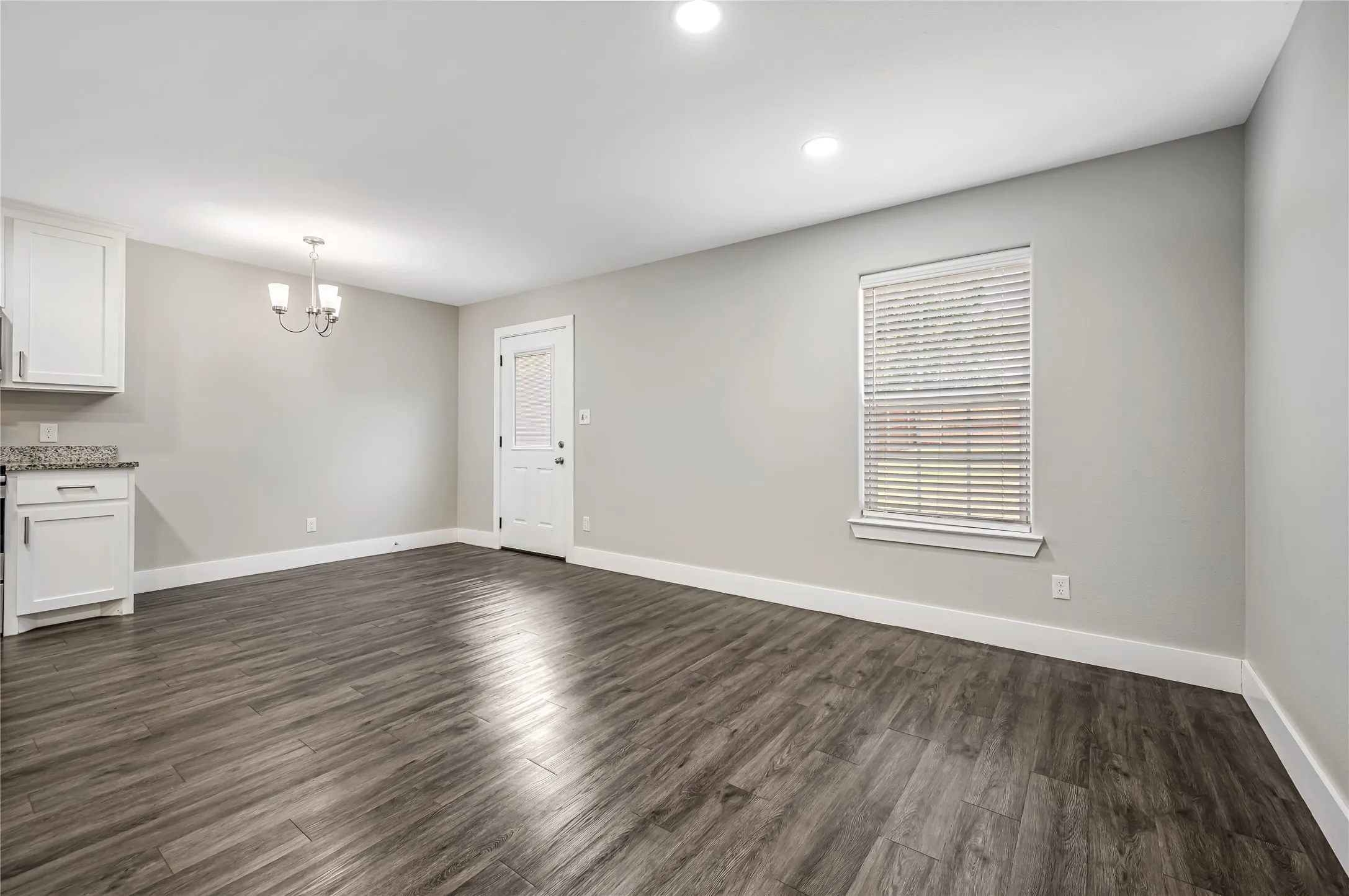 Duplex For Sale in Grayson County , 901-903 W Collins Street, Denison, Texas 75020, 6 Bedroom, 6 Bathroom, 1 Garage spaces, 0 Sqft, built in 2021, mls#21349783, Real Estate Agent in Denison, Homes For Sale in Grayson county, Homes For Sale in Denison, Realtor in Denison Texas, Real Estate Brokerage Independent Realty Texas, Luminita Cordes Realtor