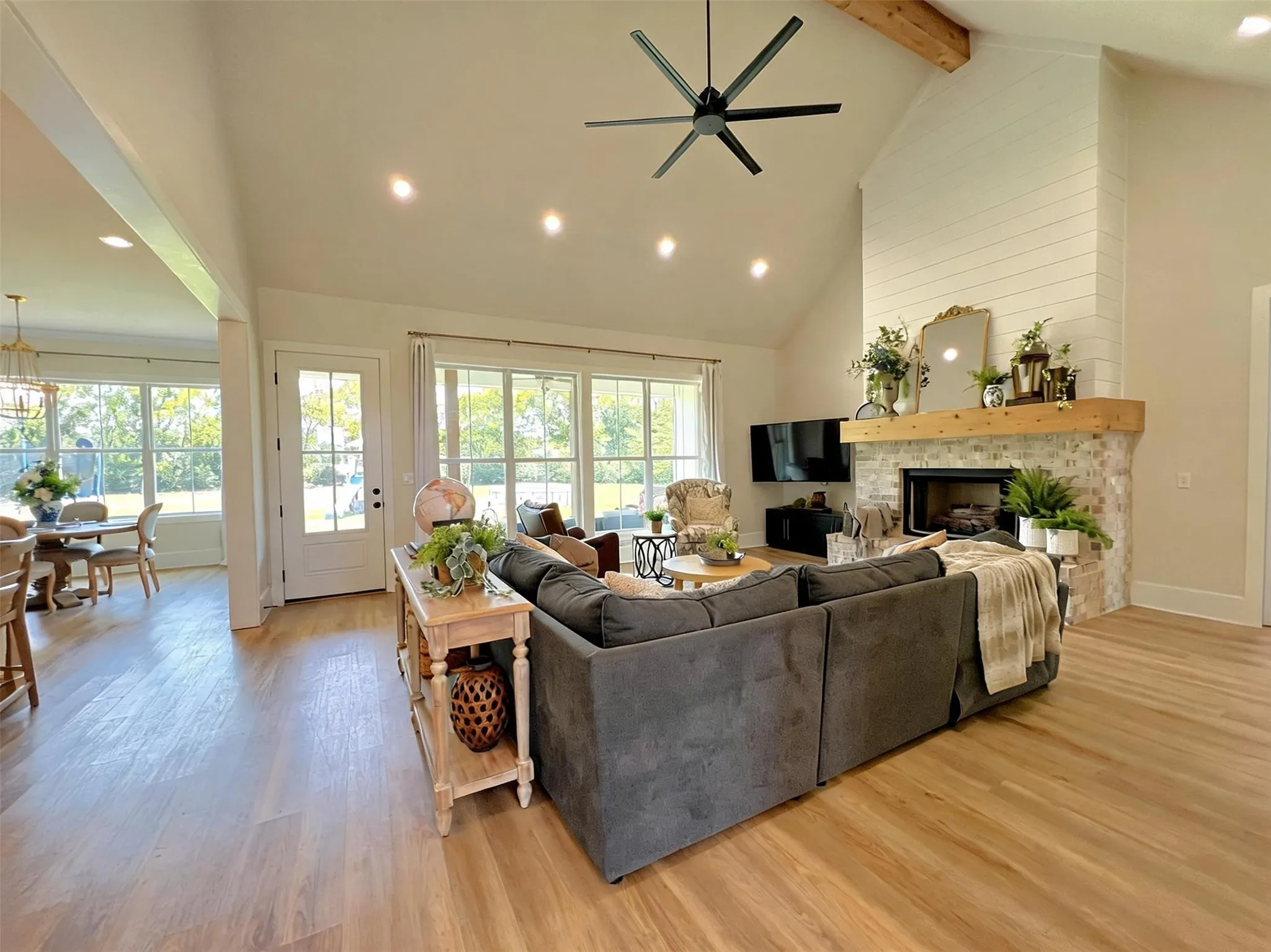 Single Family Residence For Sale in Hopkins County , 2168 I-30 W, Sulphur Springs, Texas 75482, 4 Bedroom, 3 Bathroom, 2 Garage spaces, 2,700 Sqft, built in 2022, mls#21338439, Real Estate Agent in Sulphur Springs, Homes For Sale in Hopkins county, Homes For Sale in Sulphur Springs, Realtor in Sulphur Springs Texas, Real Estate Brokerage Independent Realty Texas, Luminita Cordes Realtor