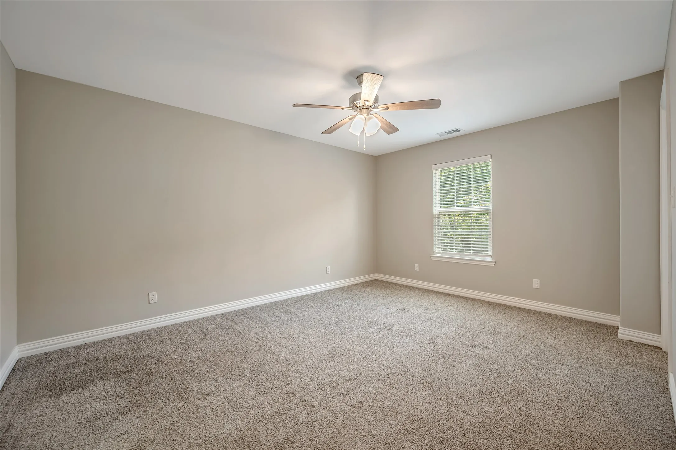 Duplex For Sale in Grayson County , 905-907 W Collins Street, Denison, Texas 75020, 6 Bedroom, 6 Bathroom, 1 Garage spaces, 0 Sqft, built in 2021, mls#21349815, Real Estate Agent in Denison, Homes For Sale in Grayson county, Homes For Sale in Denison, Realtor in Denison Texas, Real Estate Brokerage Independent Realty Texas, Luminita Cordes Realtor