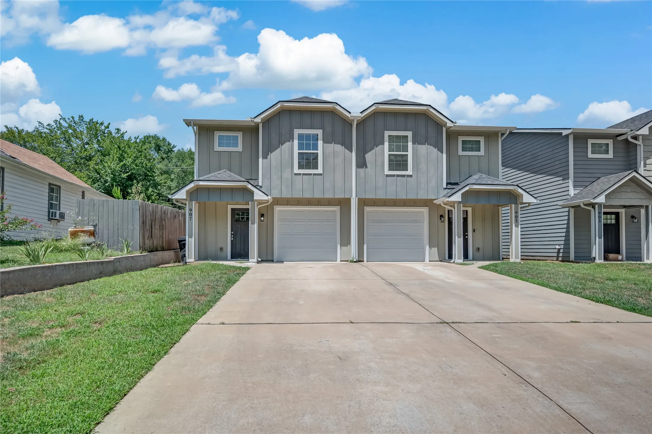 Duplex For Sale in Grayson County , 905-907 W Collins Street, Denison, Texas 75020, 6 Bedroom, 6 Bathroom, 1 Garage spaces, 0 Sqft, built in 2021, mls#21349815, Real Estate Agent in Denison, Homes For Sale in Grayson county, Homes For Sale in Denison, Realtor in Denison Texas, Real Estate Brokerage Independent Realty Texas, Luminita Cordes Realtor