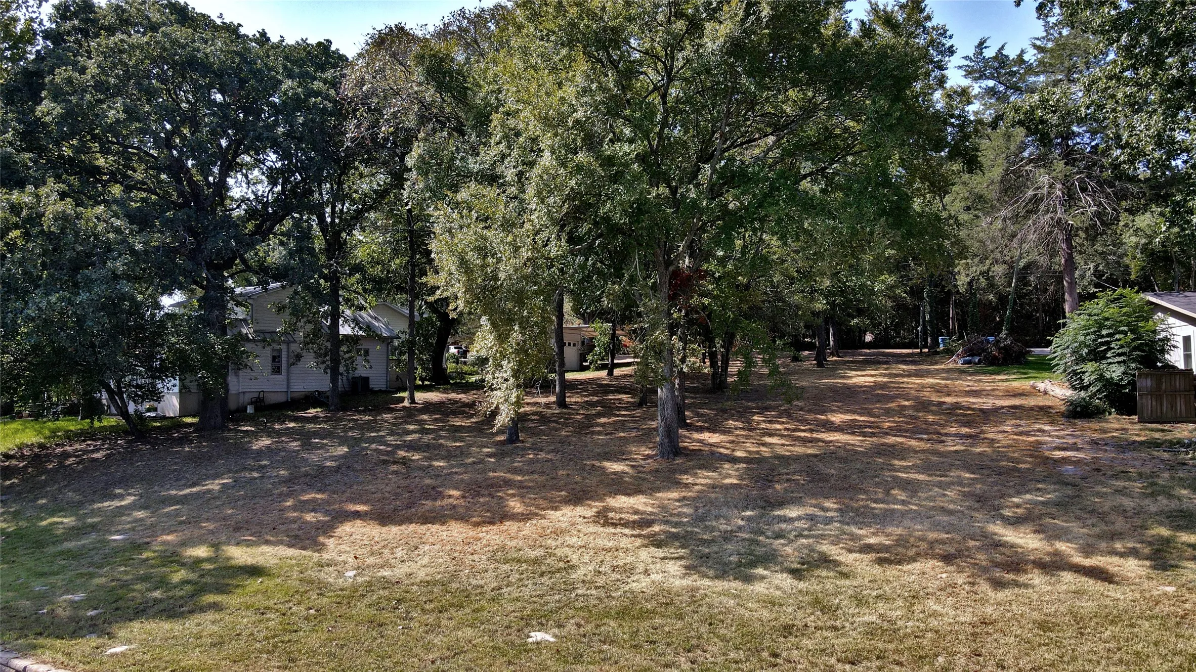 Unimproved Land For Sale in Henderson County , 5449 Impala Point Drive, Athens, Texas 75752, 0, 0, Garage spaces, 0 Sqft, built in 0, Price $795,000, mls#21349834, Real Estate Agent in Athens, Homes For Sale in Henderson county, Homes For Sale in Athens, Realtor in Athens Texas, Real Estate Brokerage Independent Realty Texas, Luminita Cordes Realtor