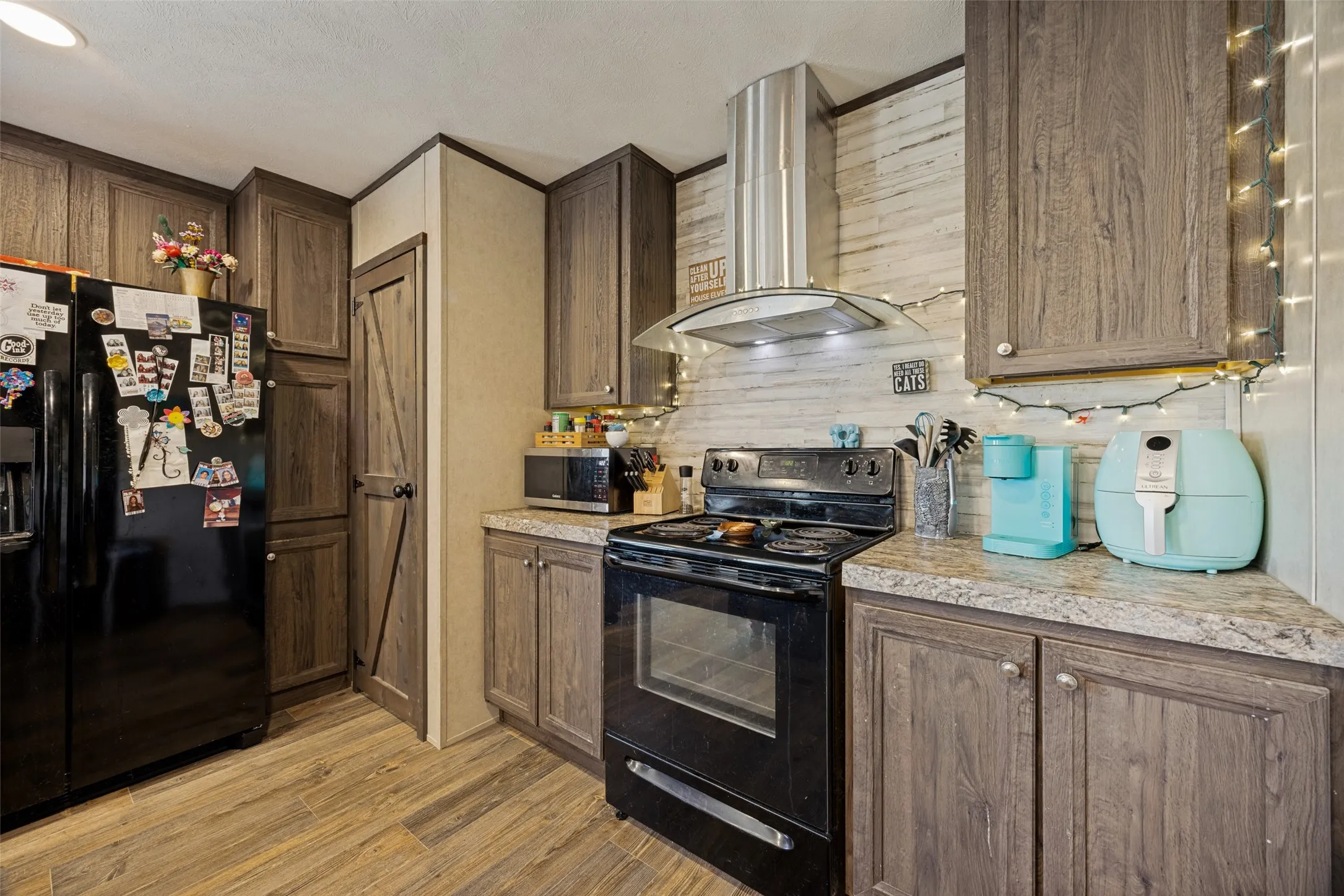 Mobile Home For Sale in Collin County , 6705 Andrew Court, Princeton, Texas 75407, 3 Bedroom, 2 Bathroom, Garage spaces, 1,456 Sqft, built in 2017, mls#21343025, Real Estate Agent in Princeton, Homes For Sale in Collin county, Homes For Sale in Princeton, Realtor in Princeton Texas, Real Estate Brokerage Independent Realty Texas, Luminita Cordes Realtor