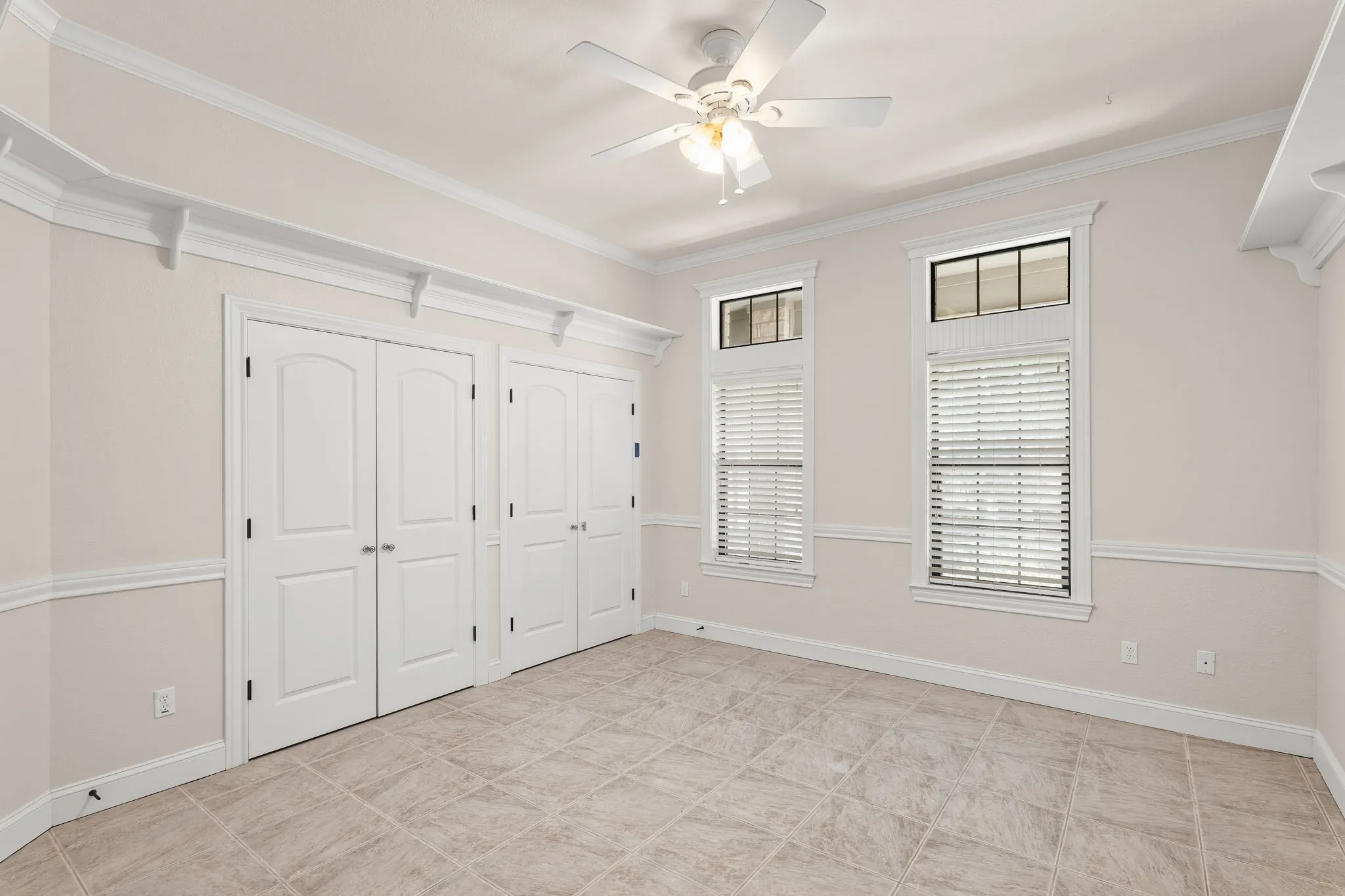Single Family Residence For Sale in Mc Lennan County , 735 Winding Trail, Crawford, Texas 76638, 3 Bedrooms, 4 Bathrooms, 2 Garage spaces, 3,296 Sqft, built in 2004, Price $735,000, mls#21349493, Real Estate Agent in Crawford, Homes For Sale in Mc Lennan county, Homes For Sale in Crawford, Realtor in Crawford Texas, Real Estate Brokerage Independent Realty Texas, Luminita Cordes Realtor