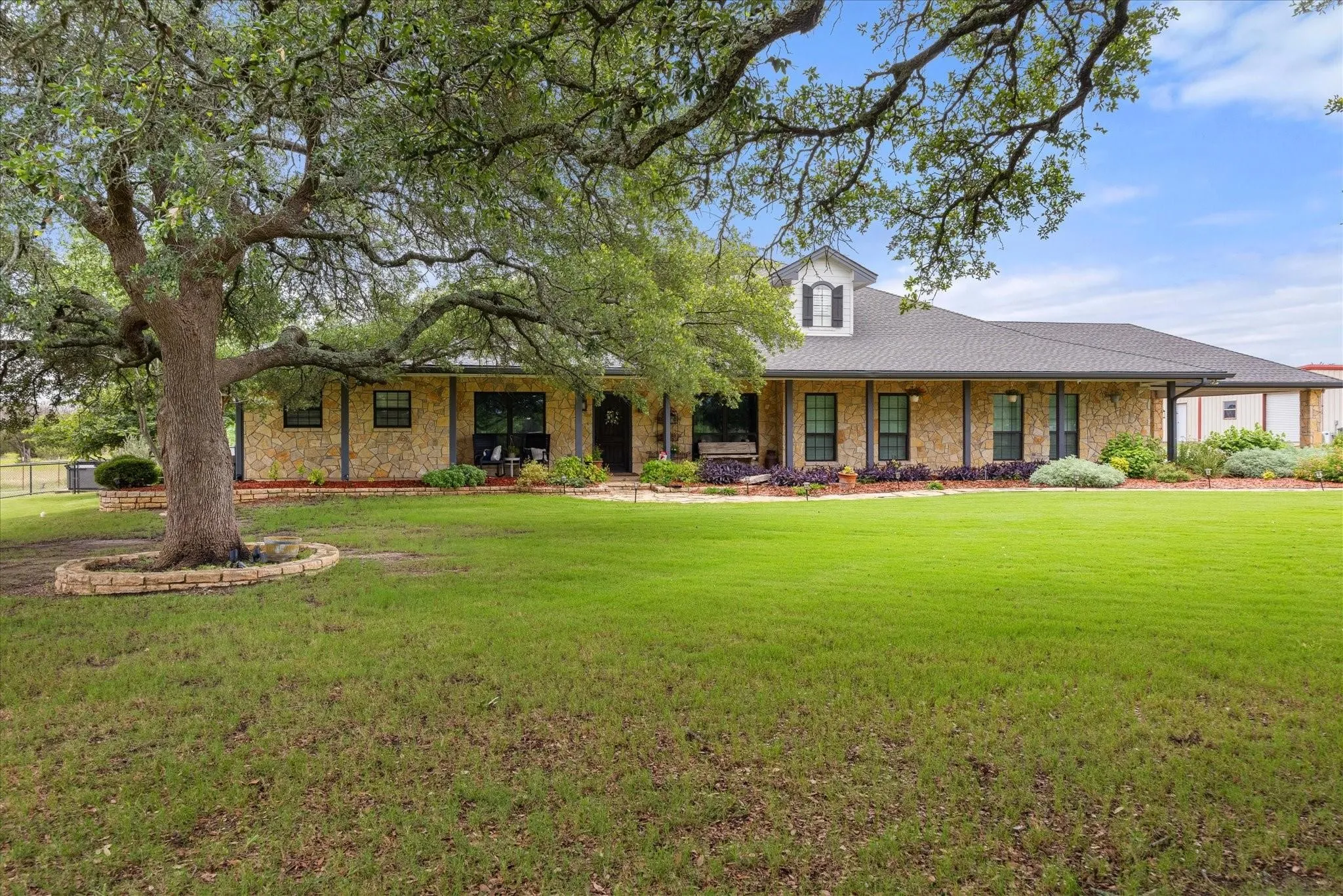 Single Family Residence For Sale in Somervell County , 2560 Shady Oaks Circle, Glen Rose, Texas 76043, 6 Bedrooms, 6 Bathrooms, Garage spaces, 4,254 Sqft, built in 2002, Price $1,795,000, mls#21349296, Real Estate Agent in Glen Rose, Homes For Sale in Somervell county, Homes For Sale in Glen Rose, Realtor in Glen Rose Texas, Real Estate Brokerage Independent Realty Texas, Luminita Cordes Realtor