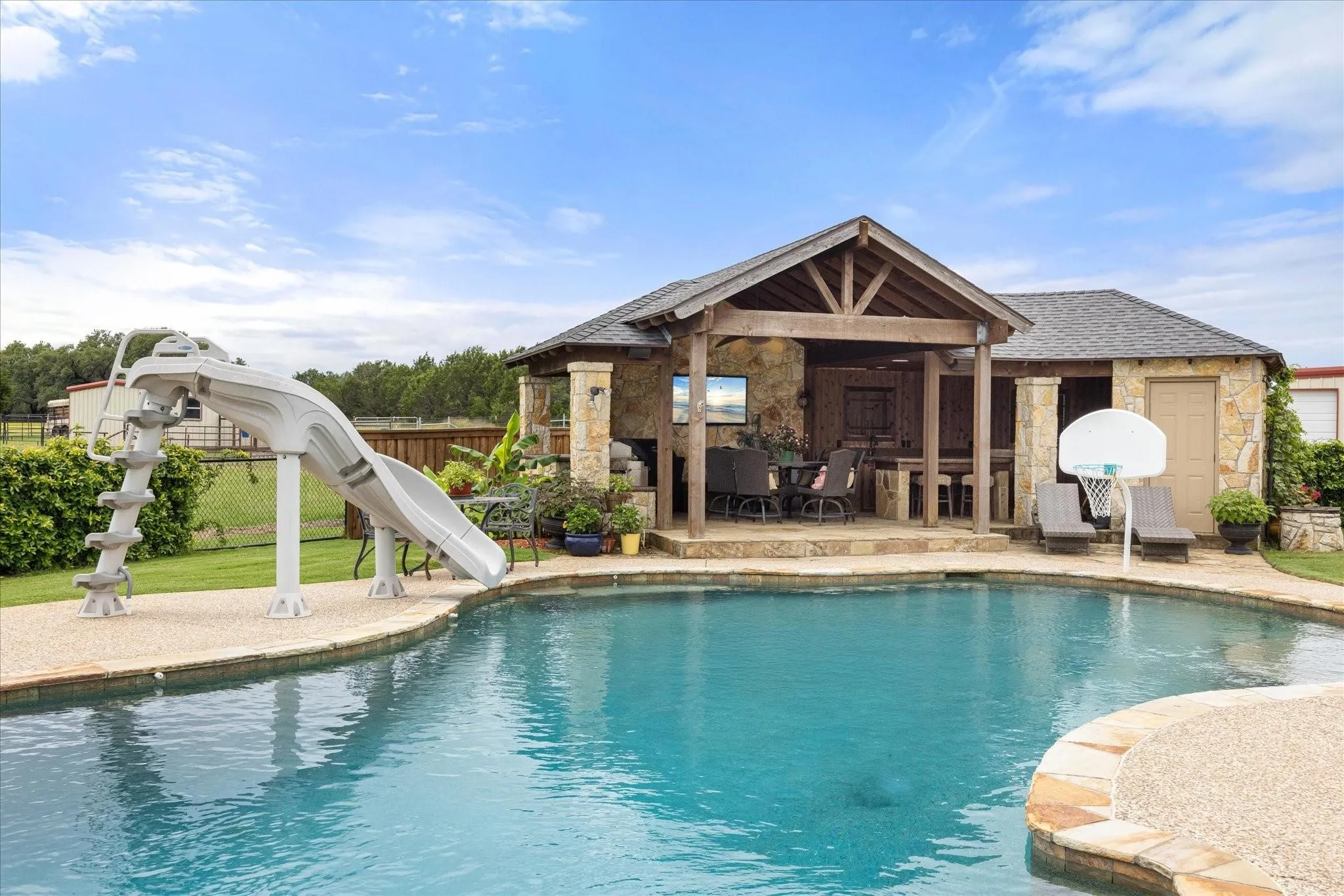 Single Family Residence For Sale in Somervell County , 2560 Shady Oaks Circle, Glen Rose, Texas 76043, 6 Bedrooms, 6 Bathrooms, Garage spaces, 4,254 Sqft, built in 2002, Price $1,795,000, mls#21349296, Real Estate Agent in Glen Rose, Homes For Sale in Somervell county, Homes For Sale in Glen Rose, Realtor in Glen Rose Texas, Real Estate Brokerage Independent Realty Texas, Luminita Cordes Realtor