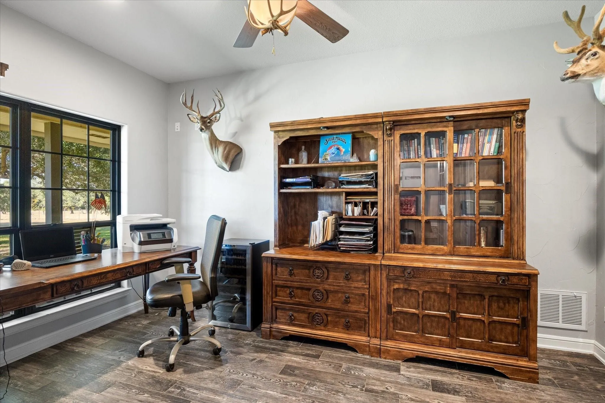 Single Family Residence For Sale in Somervell County , 2560 Shady Oaks Circle, Glen Rose, Texas 76043, 6 Bedrooms, 6 Bathrooms, Garage spaces, 4,254 Sqft, built in 2002, Price $1,795,000, mls#21349296, Real Estate Agent in Glen Rose, Homes For Sale in Somervell county, Homes For Sale in Glen Rose, Realtor in Glen Rose Texas, Real Estate Brokerage Independent Realty Texas, Luminita Cordes Realtor