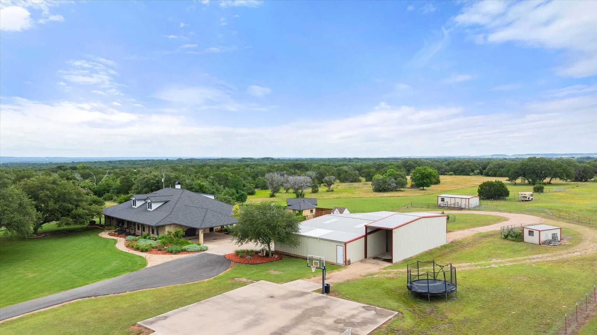 Single Family Residence For Sale in Somervell County , 2560 Shady Oaks Circle, Glen Rose, Texas 76043, 6 Bedrooms, 6 Bathrooms, Garage spaces, 4,254 Sqft, built in 2002, Price $1,795,000, mls#21349296, Real Estate Agent in Glen Rose, Homes For Sale in Somervell county, Homes For Sale in Glen Rose, Realtor in Glen Rose Texas, Real Estate Brokerage Independent Realty Texas, Luminita Cordes Realtor