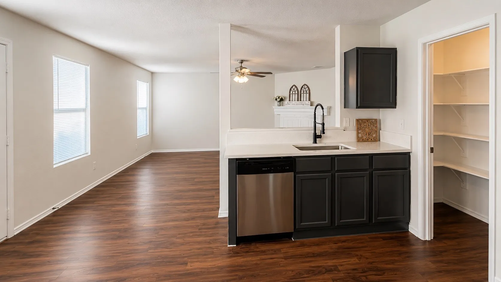 Single Family Residence For Sale in Tarrant County , 8708 Saddle Ridge Circle, Fort Worth, Texas 76123, 4 Bedroom, 3 Bathroom, 2 Garage spaces, 2,484 Sqft, built in 1999, mls#21347621, Real Estate Agent in Fort Worth, Homes For Sale in Tarrant county, Homes For Sale in Fort Worth, Realtor in Fort Worth Texas, Real Estate Brokerage Independent Realty Texas, Luminita Cordes Realtor