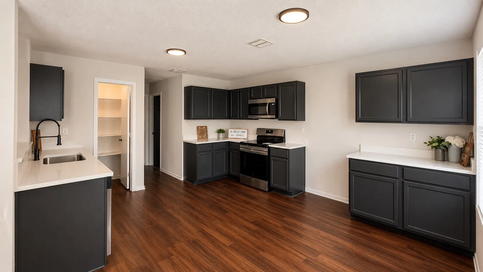 Single Family Residence For Sale in Tarrant County , 8708 Saddle Ridge Circle, Fort Worth, Texas 76123, 4 Bedroom, 3 Bathroom, 2 Garage spaces, 2,484 Sqft, built in 1999, mls#21347621, Real Estate Agent in Fort Worth, Homes For Sale in Tarrant county, Homes For Sale in Fort Worth, Realtor in Fort Worth Texas, Real Estate Brokerage Independent Realty Texas, Luminita Cordes Realtor