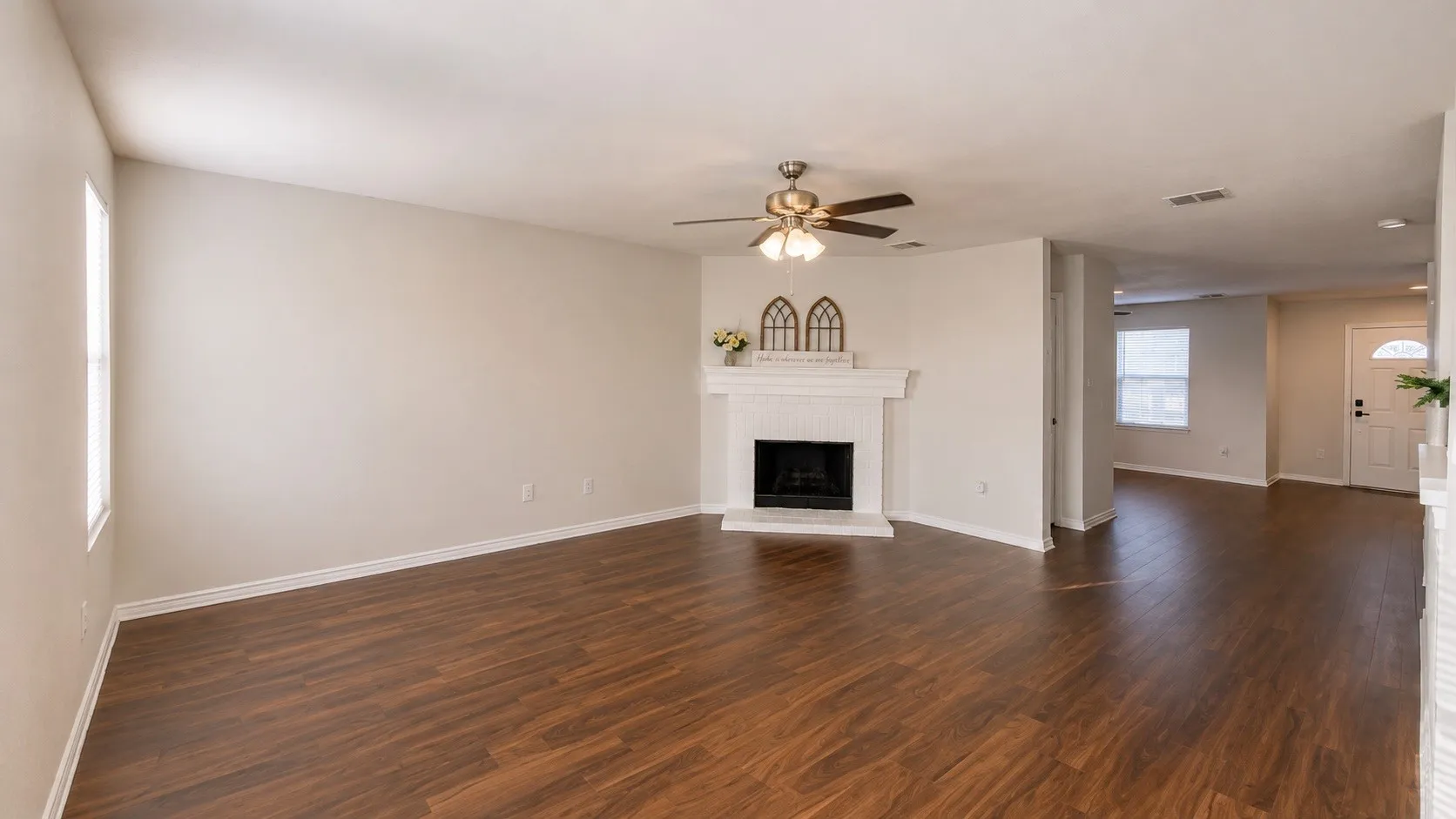 Single Family Residence For Sale in Tarrant County , 8708 Saddle Ridge Circle, Fort Worth, Texas 76123, 4 Bedroom, 3 Bathroom, 2 Garage spaces, 2,484 Sqft, built in 1999, mls#21347621, Real Estate Agent in Fort Worth, Homes For Sale in Tarrant county, Homes For Sale in Fort Worth, Realtor in Fort Worth Texas, Real Estate Brokerage Independent Realty Texas, Luminita Cordes Realtor
