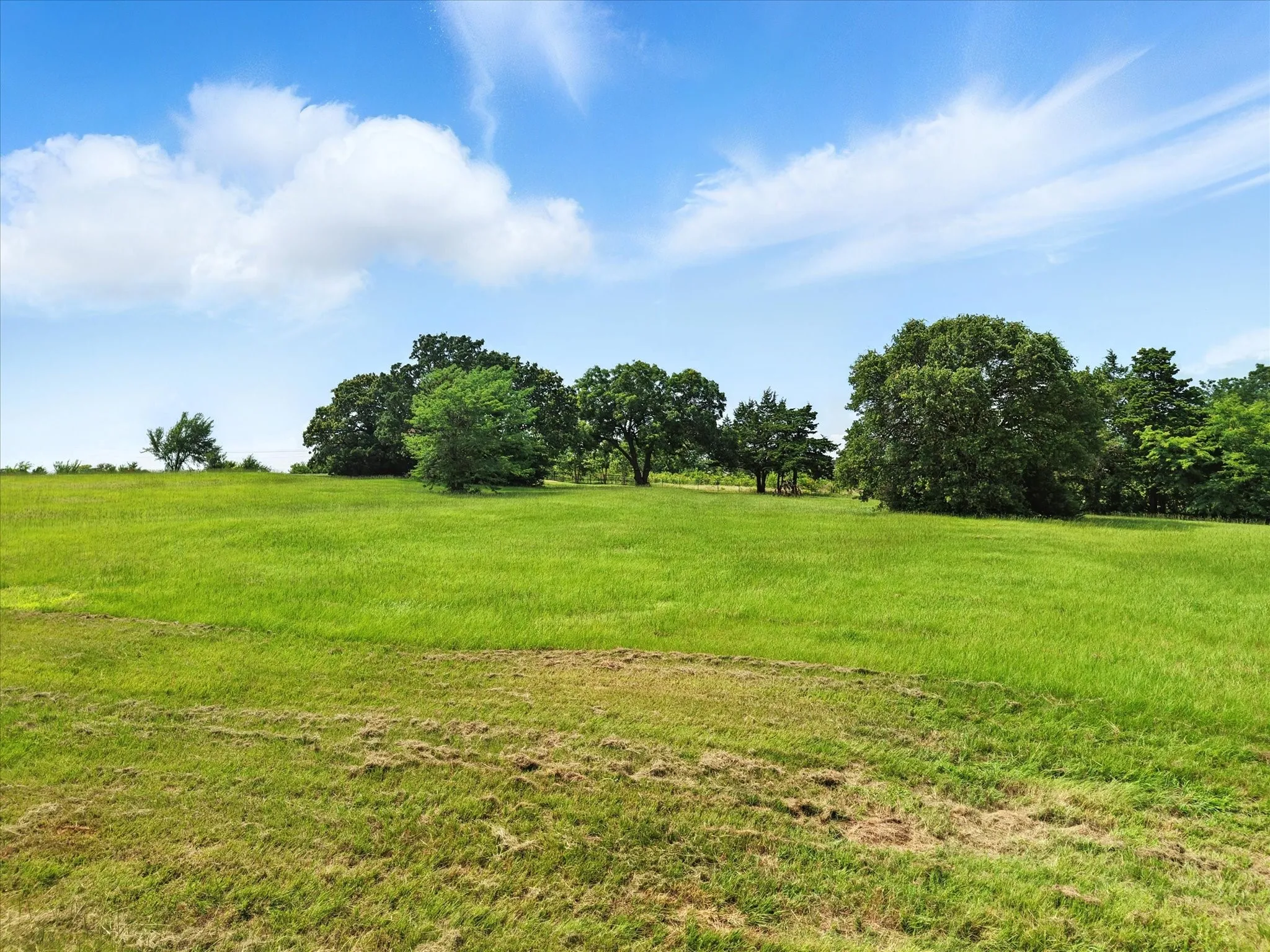 Unimproved Land For Sale in Grayson County , 0000 Pronghorn Drive, Gordonville, Texas 76245, 0, 0, Garage spaces, 0 Sqft, built in 0, Price $40,000, mls#21349840, Real Estate Agent in Gordonville, Homes For Sale in Grayson county, Homes For Sale in Gordonville, Realtor in Gordonville Texas, Real Estate Brokerage Independent Realty Texas, Luminita Cordes Realtor