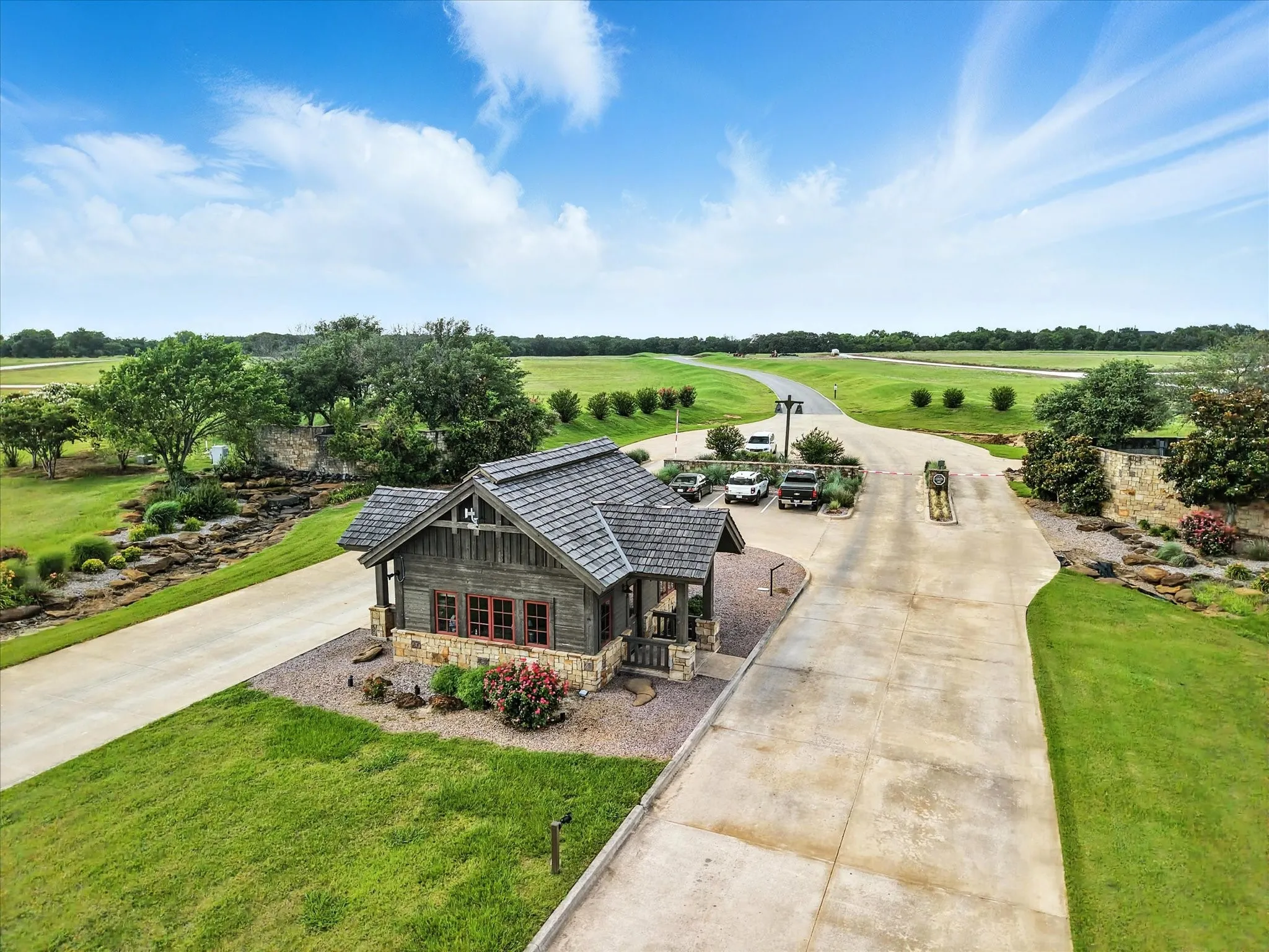 Unimproved Land For Sale in Grayson County , 0000 Pronghorn Drive, Gordonville, Texas 76245, 0, 0, Garage spaces, 0 Sqft, built in 0, Price $40,000, mls#21349840, Real Estate Agent in Gordonville, Homes For Sale in Grayson county, Homes For Sale in Gordonville, Realtor in Gordonville Texas, Real Estate Brokerage Independent Realty Texas, Luminita Cordes Realtor