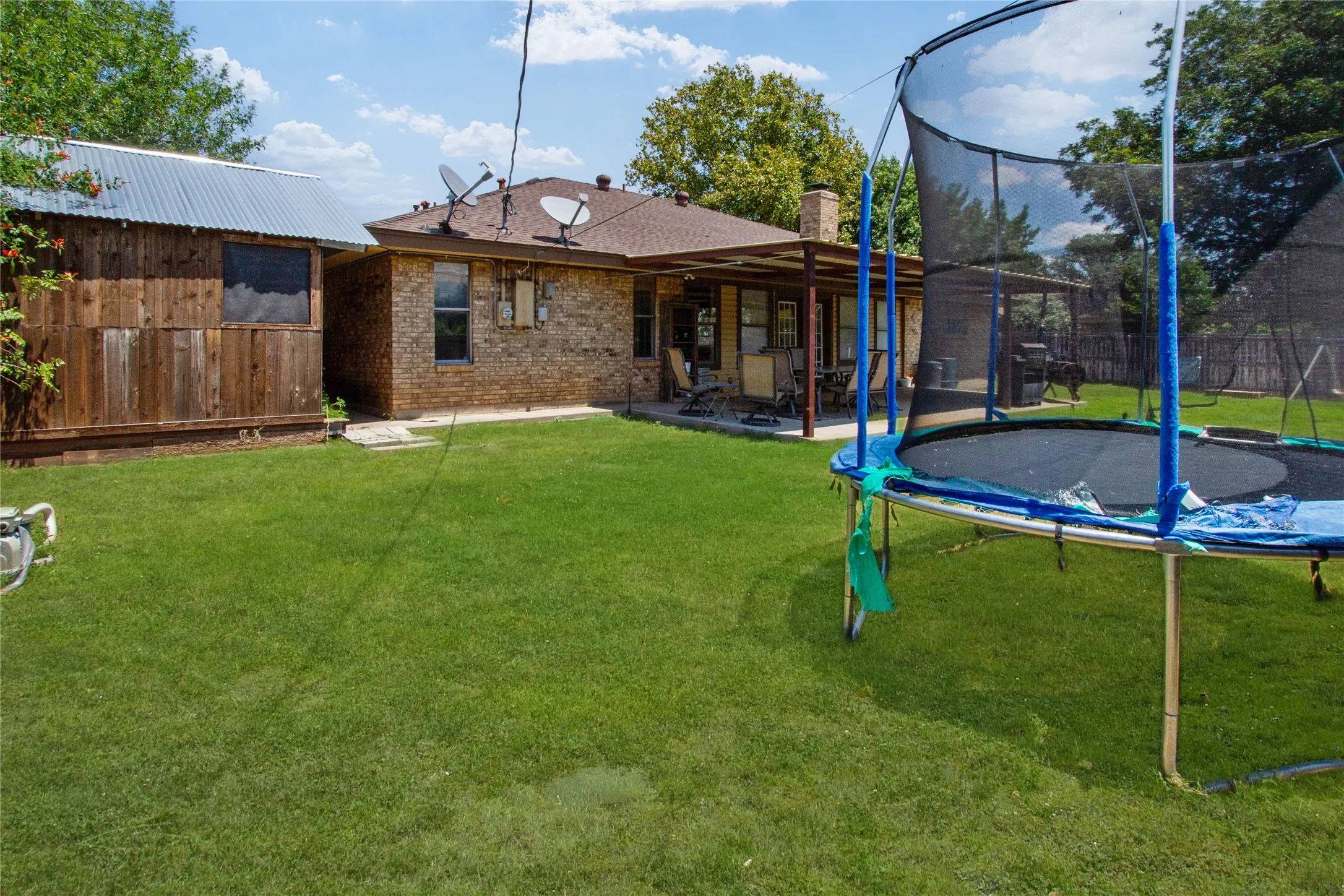 Single Family Residence For Sale in Taylor County , 3009 Gilmer Avenue, Abilene, Texas 79606, 4 Bedroom, 2 Bathroom, 2 Garage spaces, 2,277 Sqft, built in 1978, mls#21349591, Real Estate Agent in Abilene, Homes For Sale in Taylor county, Homes For Sale in Abilene, Realtor in Abilene Texas, Real Estate Brokerage Independent Realty Texas, Luminita Cordes Realtor