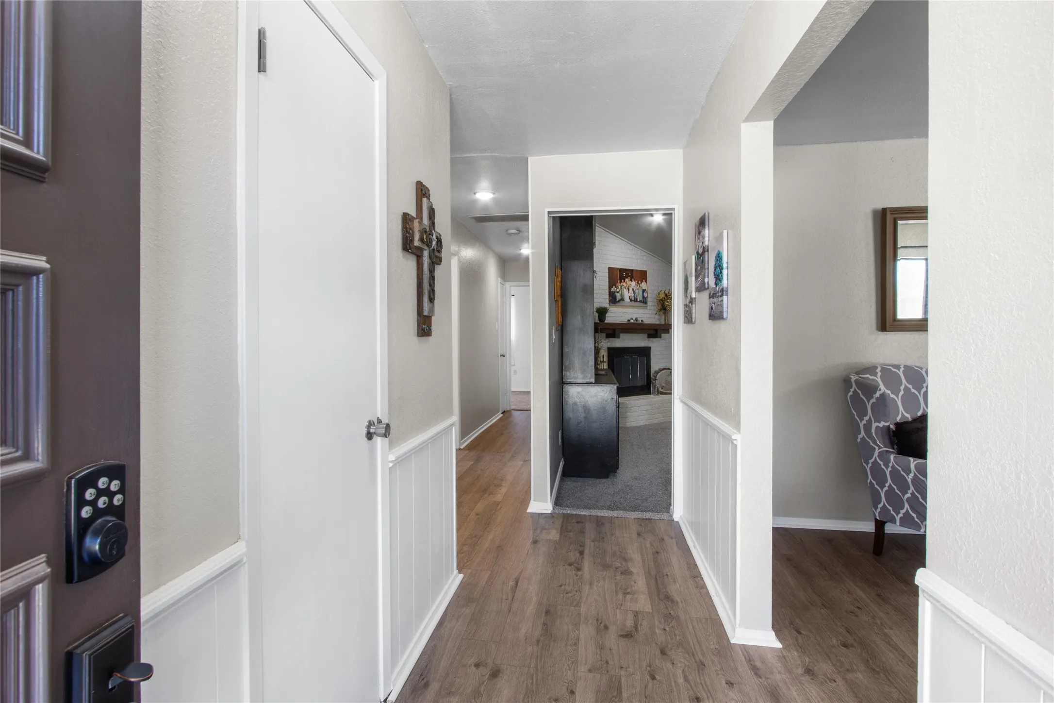 Single Family Residence For Sale in Taylor County , 3009 Gilmer Avenue, Abilene, Texas 79606, 4 Bedroom, 2 Bathroom, 2 Garage spaces, 2,277 Sqft, built in 1978, mls#21349591, Real Estate Agent in Abilene, Homes For Sale in Taylor county, Homes For Sale in Abilene, Realtor in Abilene Texas, Real Estate Brokerage Independent Realty Texas, Luminita Cordes Realtor