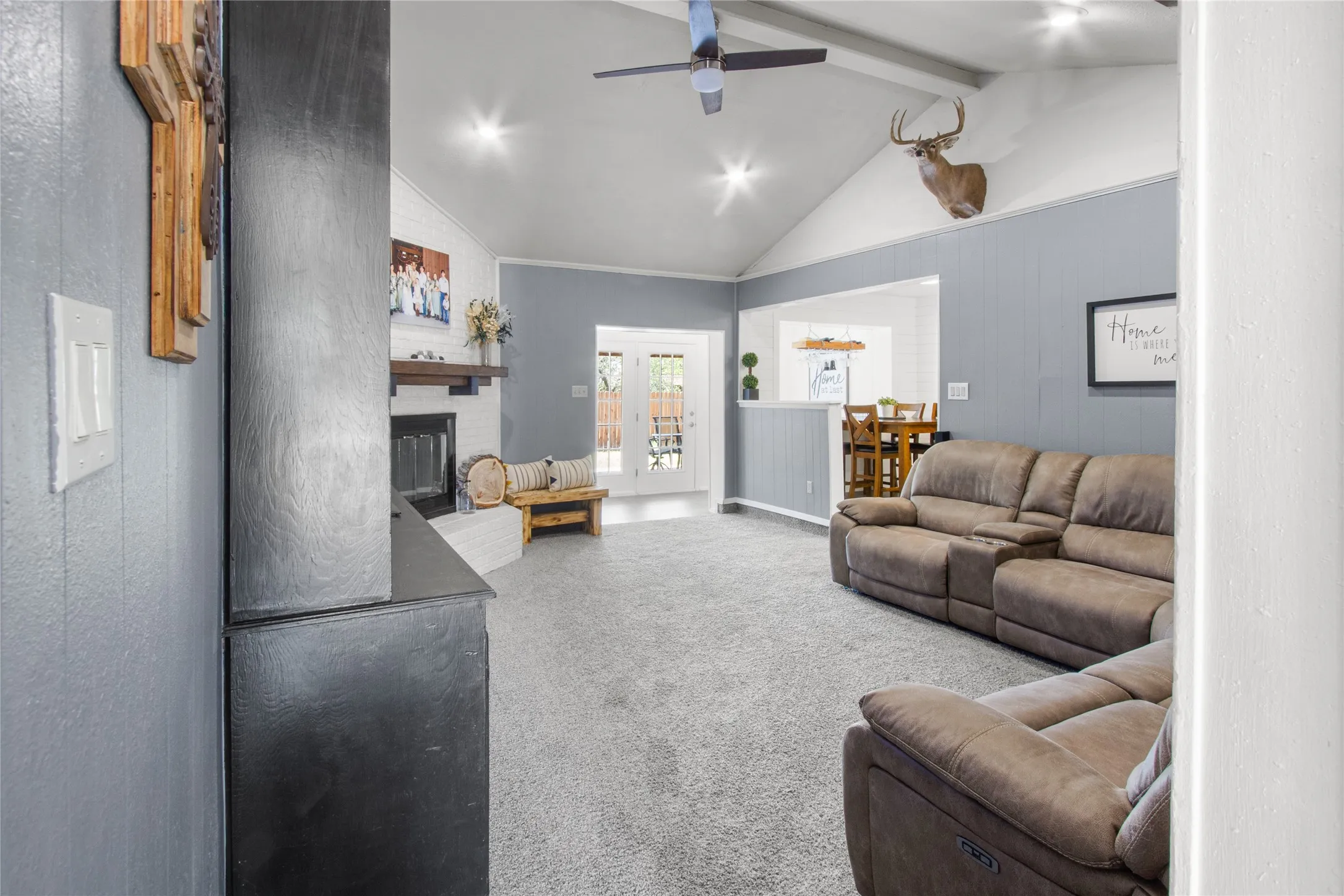 Single Family Residence For Sale in Taylor County , 3009 Gilmer Avenue, Abilene, Texas 79606, 4 Bedroom, 2 Bathroom, 2 Garage spaces, 2,277 Sqft, built in 1978, mls#21349591, Real Estate Agent in Abilene, Homes For Sale in Taylor county, Homes For Sale in Abilene, Realtor in Abilene Texas, Real Estate Brokerage Independent Realty Texas, Luminita Cordes Realtor