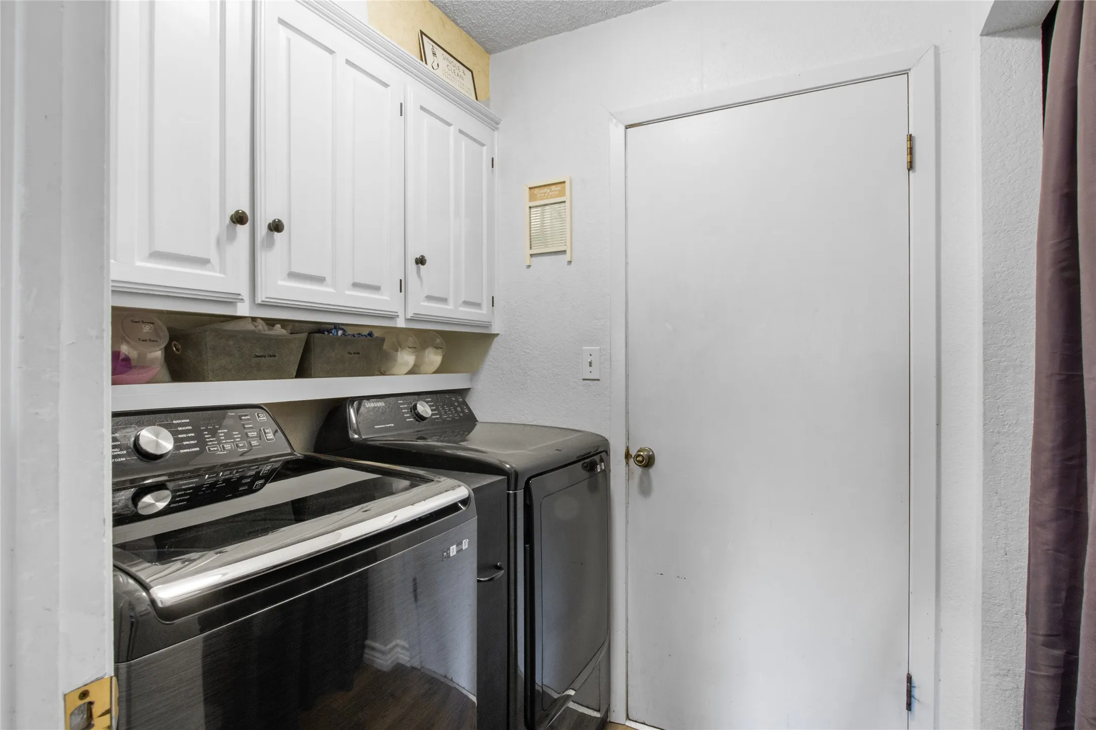 Single Family Residence For Sale in Taylor County , 3009 Gilmer Avenue, Abilene, Texas 79606, 4 Bedroom, 2 Bathroom, 2 Garage spaces, 2,277 Sqft, built in 1978, mls#21349591, Real Estate Agent in Abilene, Homes For Sale in Taylor county, Homes For Sale in Abilene, Realtor in Abilene Texas, Real Estate Brokerage Independent Realty Texas, Luminita Cordes Realtor