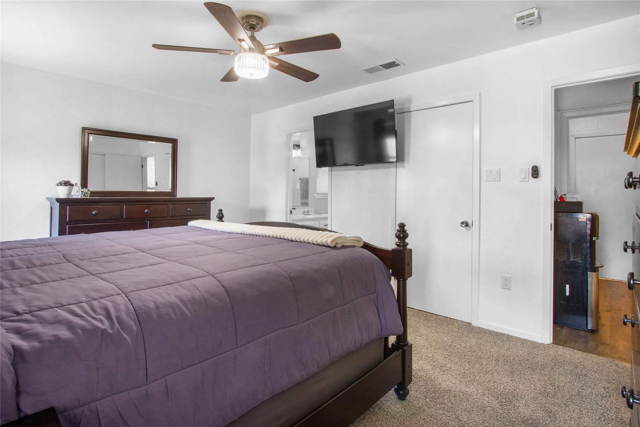 Single Family Residence For Sale in Taylor County , 3009 Gilmer Avenue, Abilene, Texas 79606, 4 Bedroom, 2 Bathroom, 2 Garage spaces, 2,277 Sqft, built in 1978, mls#21349591, Real Estate Agent in Abilene, Homes For Sale in Taylor county, Homes For Sale in Abilene, Realtor in Abilene Texas, Real Estate Brokerage Independent Realty Texas, Luminita Cordes Realtor