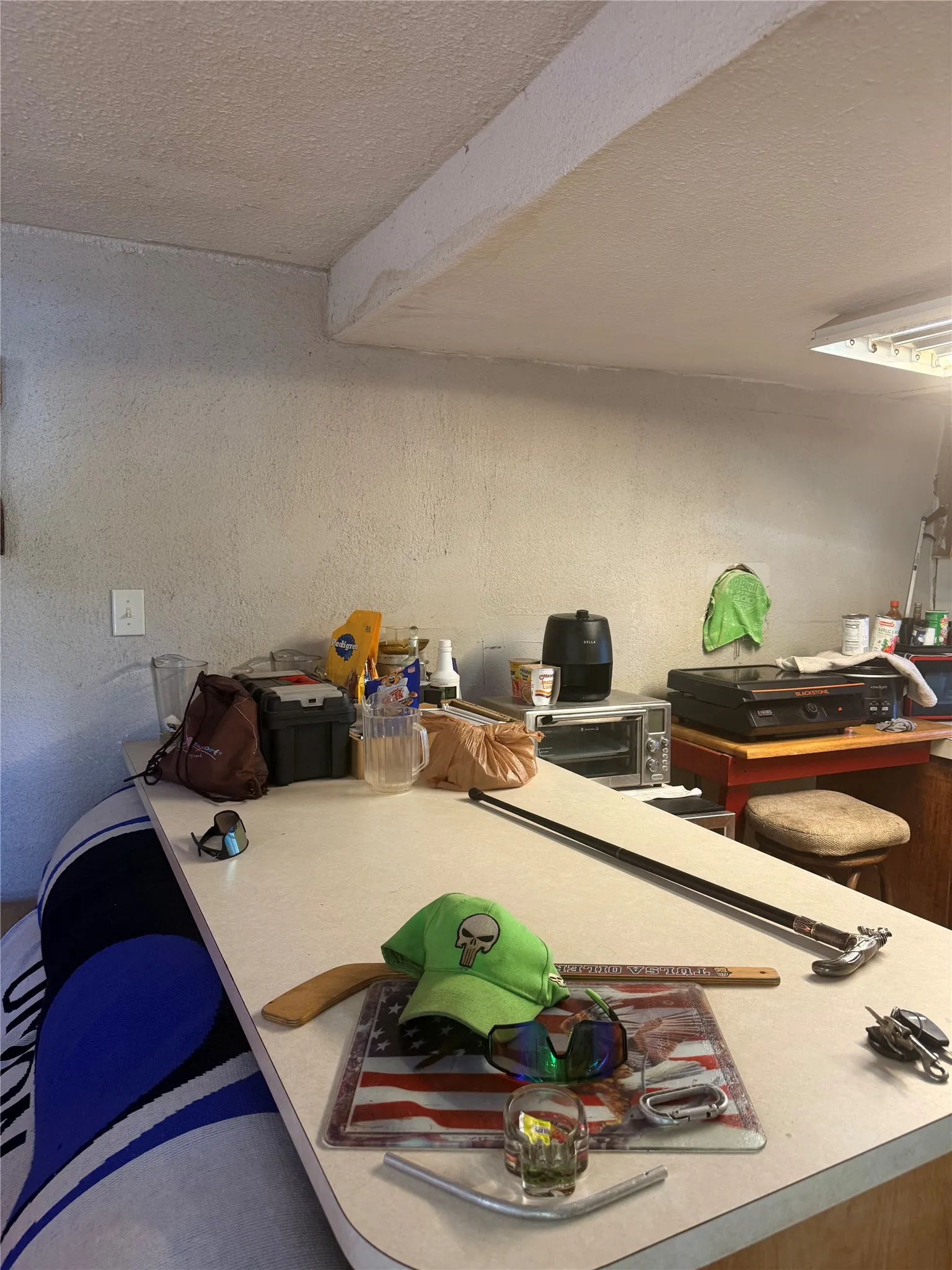 Mobile Home For Sale in Henderson County , 405 Sunset Drive, Tool, Texas 75143, 1 Bedroom, 1 Bathroom, Garage spaces, 480 Sqft, built in 1988, mls#21349877, Real Estate Agent in Tool, Homes For Sale in Henderson county, Homes For Sale in Tool, Realtor in Tool Texas, Real Estate Brokerage Independent Realty Texas, Luminita Cordes Realtor