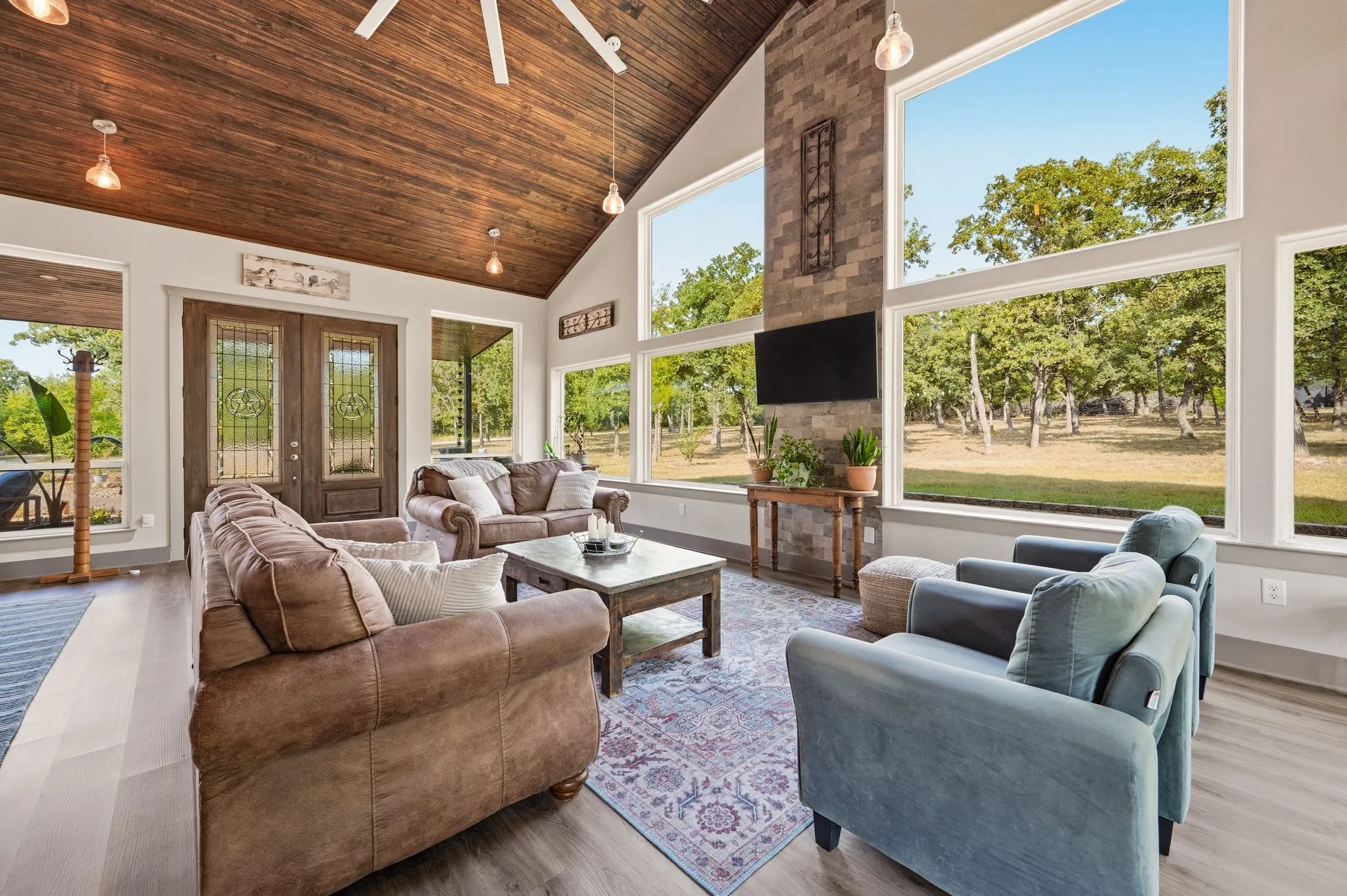 Single Family Residence For Sale in Wise County , 1226 County Road 1990, Chico, Texas 76431, 3 Bedroom, 3 Bathroom, 5 Garage spaces, 2,563 Sqft, built in 2020, Price $975,000, mls#21349450, Real Estate Agent in Chico, Homes For Sale in Wise county, Homes For Sale in Chico, Realtor in Chico Texas, Real Estate Brokerage Independent Realty Texas, Luminita Cordes Realtor