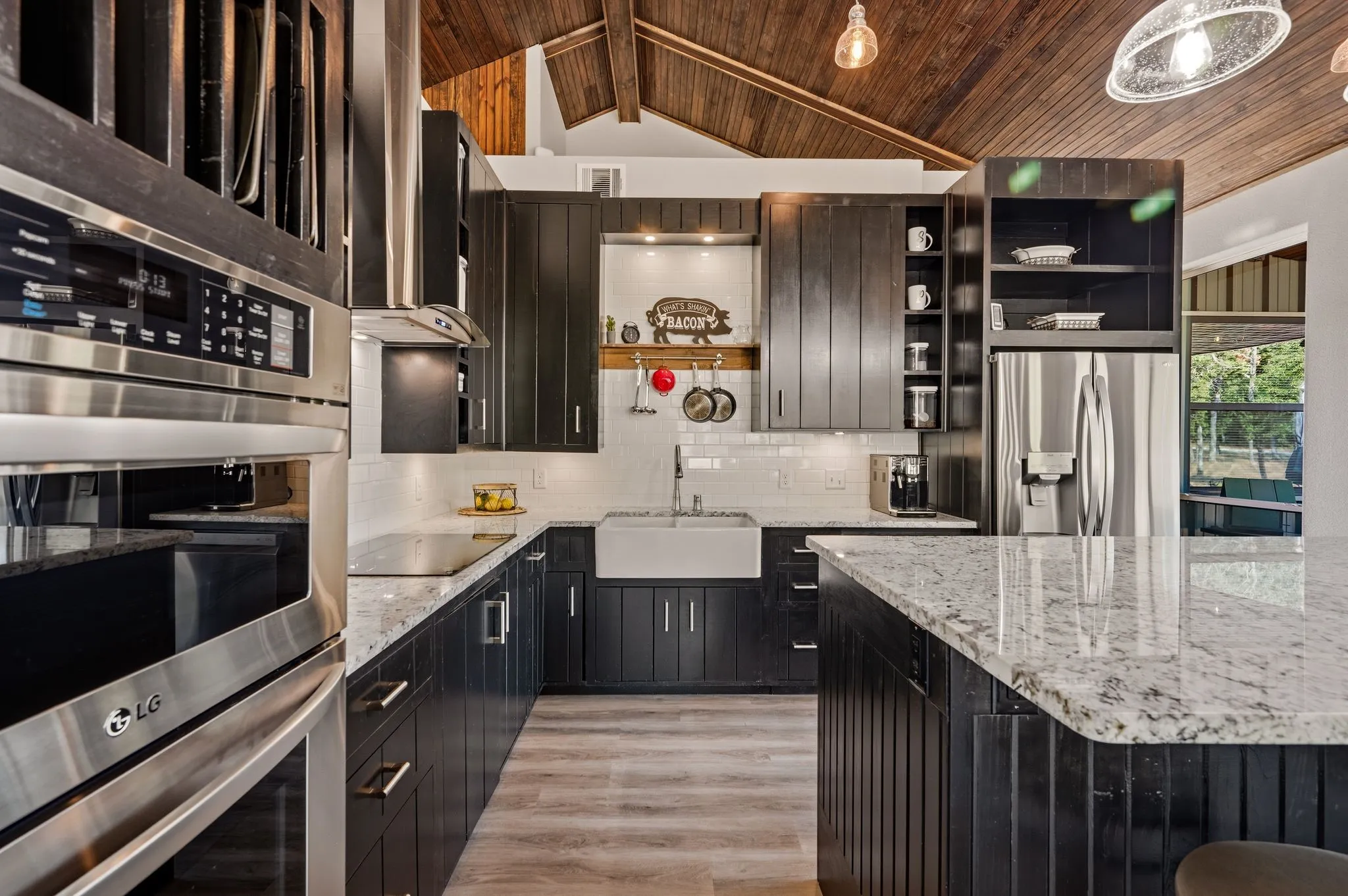 Single Family Residence For Sale in Wise County , 1226 County Road 1990, Chico, Texas 76431, 3 Bedroom, 3 Bathroom, 5 Garage spaces, 2,563 Sqft, built in 2020, Price $975,000, mls#21349450, Real Estate Agent in Chico, Homes For Sale in Wise county, Homes For Sale in Chico, Realtor in Chico Texas, Real Estate Brokerage Independent Realty Texas, Luminita Cordes Realtor