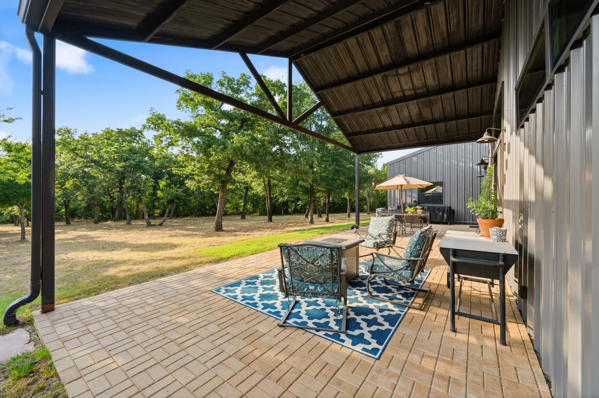 Single Family Residence For Sale in Wise County , 1226 County Road 1990, Chico, Texas 76431, 3 Bedroom, 3 Bathroom, 5 Garage spaces, 2,563 Sqft, built in 2020, Price $975,000, mls#21349450, Real Estate Agent in Chico, Homes For Sale in Wise county, Homes For Sale in Chico, Realtor in Chico Texas, Real Estate Brokerage Independent Realty Texas, Luminita Cordes Realtor
