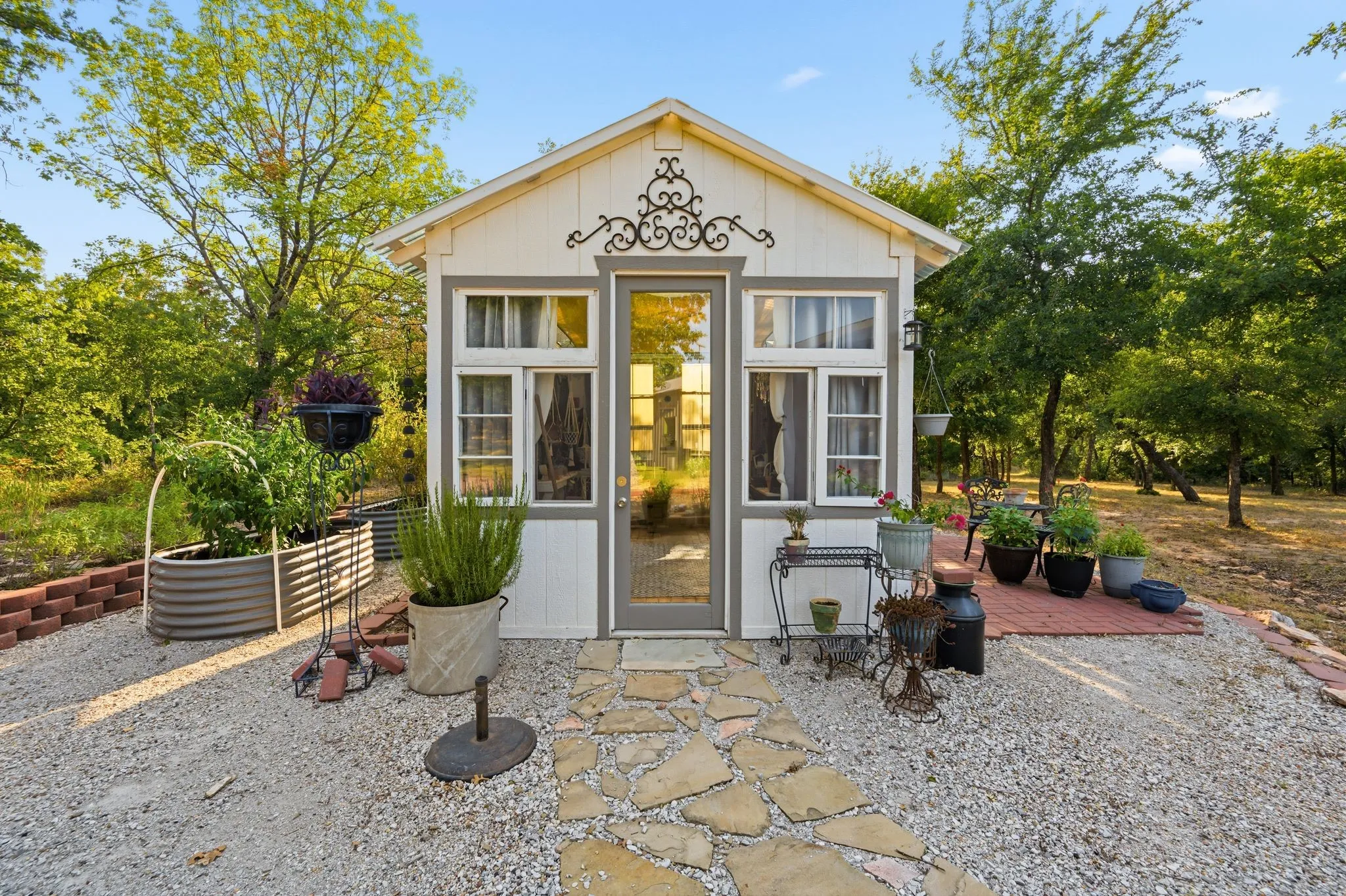 Single Family Residence For Sale in Wise County , 1226 County Road 1990, Chico, Texas 76431, 3 Bedroom, 3 Bathroom, 5 Garage spaces, 2,563 Sqft, built in 2020, Price $975,000, mls#21349450, Real Estate Agent in Chico, Homes For Sale in Wise county, Homes For Sale in Chico, Realtor in Chico Texas, Real Estate Brokerage Independent Realty Texas, Luminita Cordes Realtor