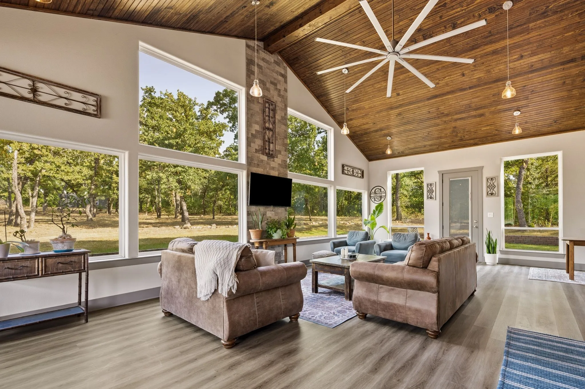 Single Family Residence For Sale in Wise County , 1226 County Road 1990, Chico, Texas 76431, 3 Bedroom, 3 Bathroom, 5 Garage spaces, 2,563 Sqft, built in 2020, Price $975,000, mls#21349450, Real Estate Agent in Chico, Homes For Sale in Wise county, Homes For Sale in Chico, Realtor in Chico Texas, Real Estate Brokerage Independent Realty Texas, Luminita Cordes Realtor