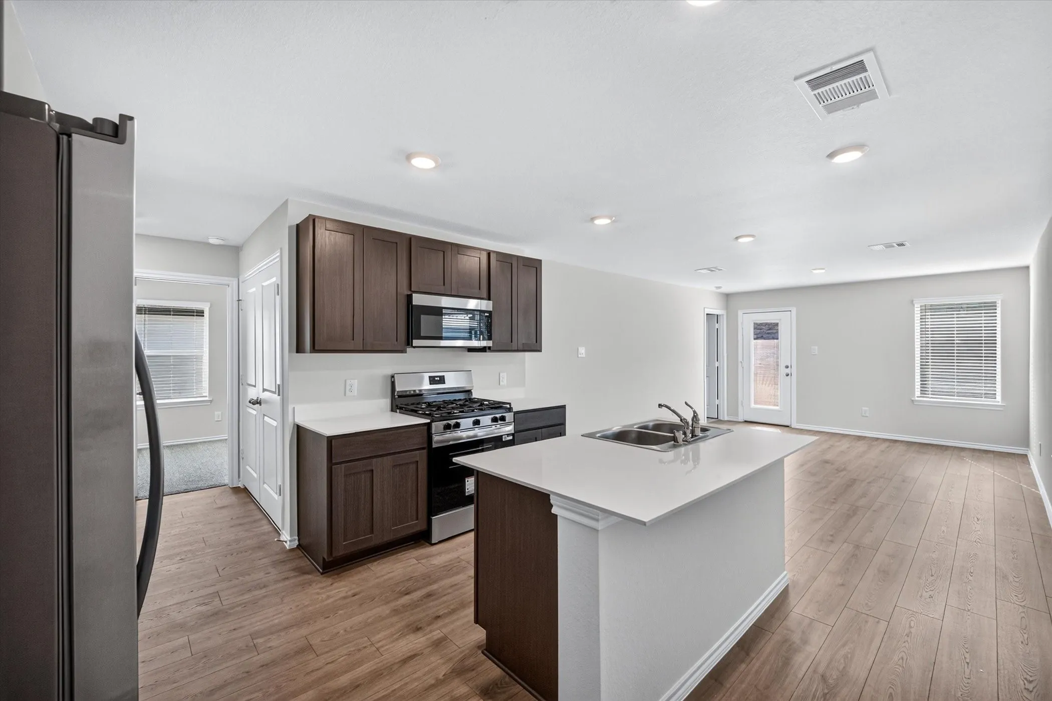 Single Family Residence For Rent in Grayson County , 3015 Serenity Lane, Sherman, Texas 75090, 3 Bedroom, 2 Bathroom, 2 Garage spaces, 1,156 Sqft, built in 2026, mls#21349886, Real Estate Agent in Sherman, Homes For Rent in Grayson county, Homes For Rent in Sherman, Realtor in Sherman Texas, Real Estate Brokerage Independent Realty Texas, Luminita Cordes Realtor