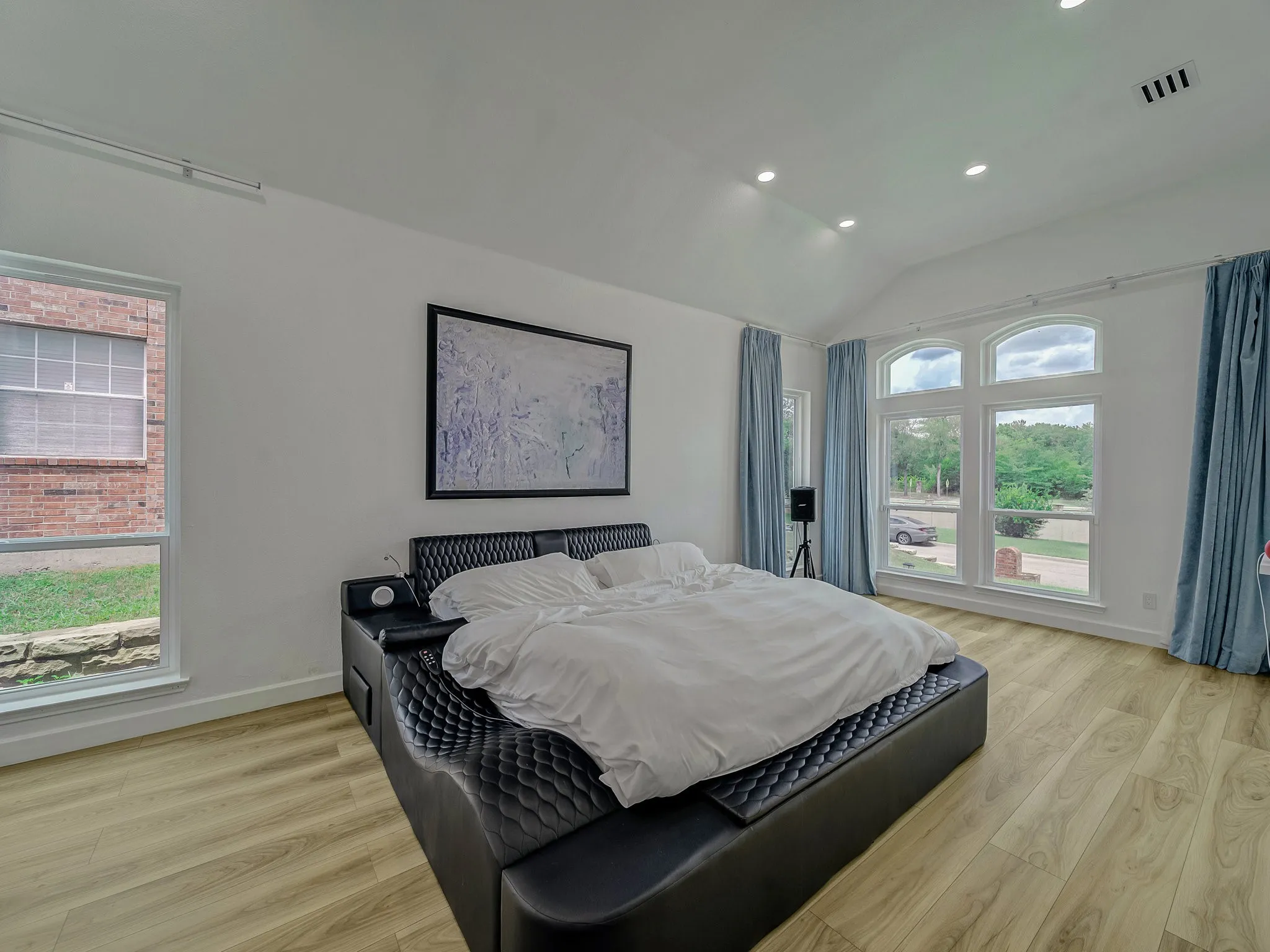 Single Family Residence For Sale in Collin County , 3608 Parkhurst Circle, Richardson, Texas 75082, 5 Bedroom, 4 Bathroom, 2 Garage spaces, 3,750 Sqft, built in 1996, Price $825,000, mls#21348114, Real Estate Agent in Richardson, Homes For Sale in Collin county, Homes For Sale in Richardson, Realtor in Richardson Texas, Real Estate Brokerage Independent Realty Texas, Luminita Cordes Realtor