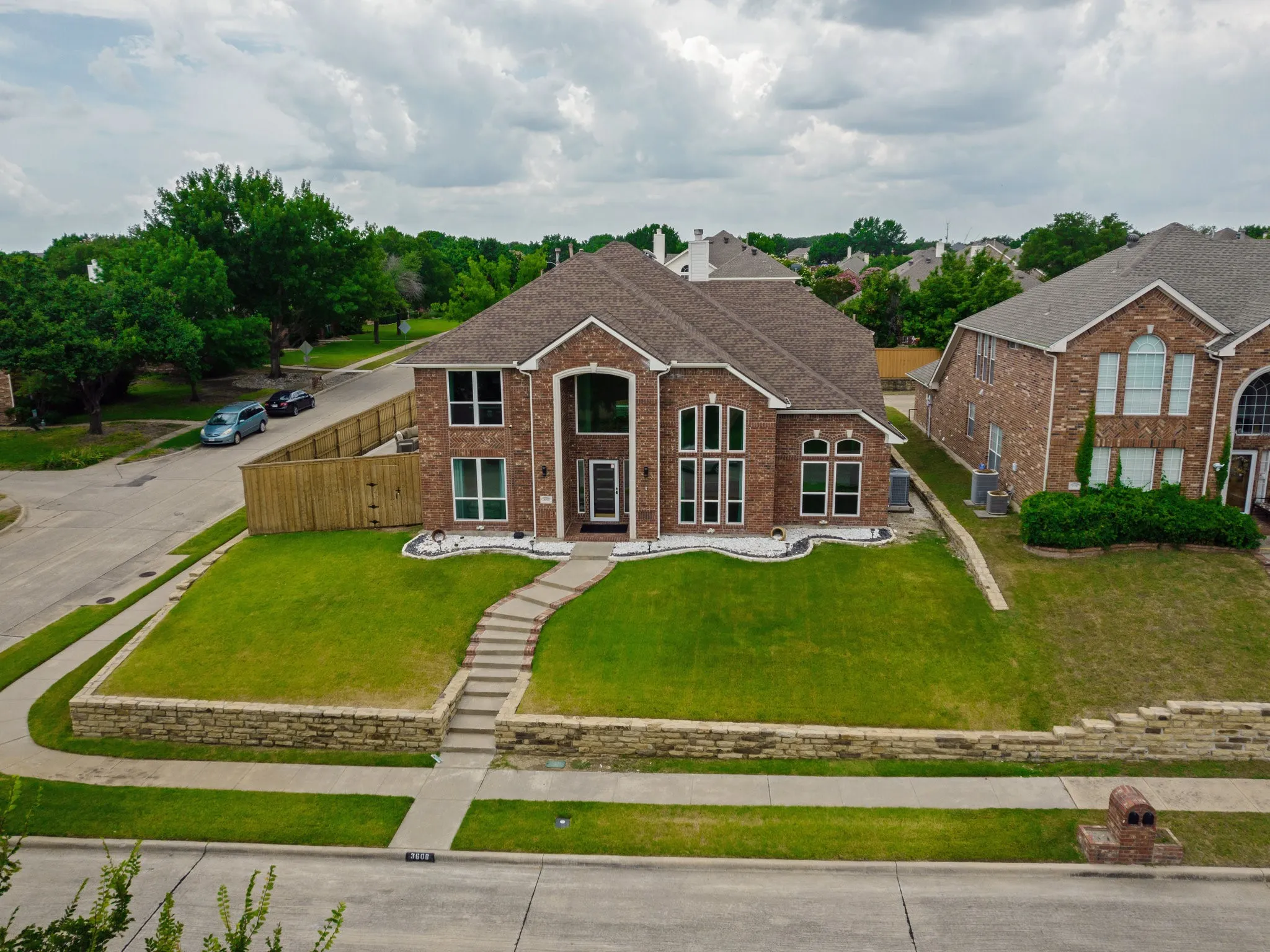 Single Family Residence For Sale in Collin County , 3608 Parkhurst Circle, Richardson, Texas 75082, 5 Bedroom, 4 Bathroom, 2 Garage spaces, 3,750 Sqft, built in 1996, Price $825,000, mls#21348114, Real Estate Agent in Richardson, Homes For Sale in Collin county, Homes For Sale in Richardson, Realtor in Richardson Texas, Real Estate Brokerage Independent Realty Texas, Luminita Cordes Realtor