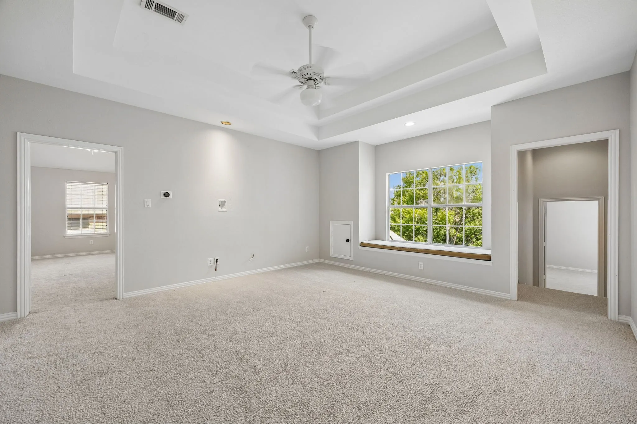Single Family Residence For Sale in Denton County , 5342 Moss Glen Drive, Frisco, Texas 75034, 4 Bedroom, 5 Bathroom, 3 Garage spaces, 3,615 Sqft, built in 2000, mls#21346417, Real Estate Agent in Frisco, Homes For Sale in Denton county, Homes For Sale in Frisco, Realtor in Frisco Texas, Real Estate Brokerage Independent Realty Texas, Luminita Cordes Realtor