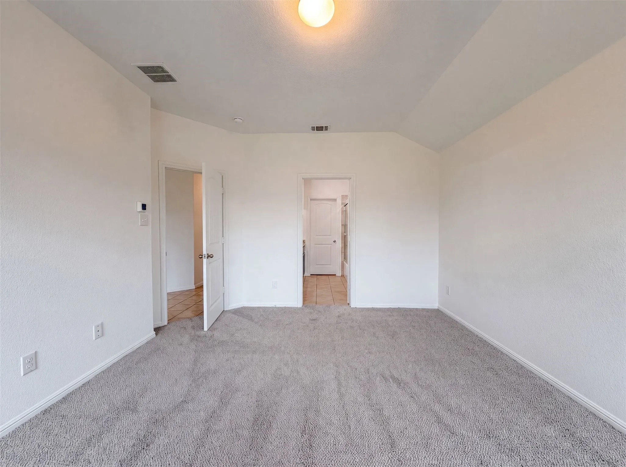 Single Family Residence For Sale in Tarrant County , 748 Wylie Street, Crowley, Texas 76036, 4 Bedroom, 2 Bathroom, 2 Garage spaces, 1,801 Sqft, built in 2018, mls#21342445, Real Estate Agent in Crowley, Homes For Sale in Tarrant county, Homes For Sale in Crowley, Realtor in Crowley Texas, Real Estate Brokerage Independent Realty Texas, Luminita Cordes Realtor