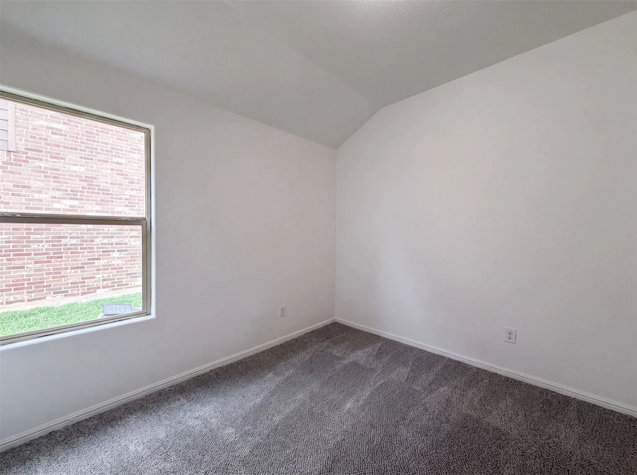 Single Family Residence For Sale in Tarrant County , 748 Wylie Street, Crowley, Texas 76036, 4 Bedroom, 2 Bathroom, 2 Garage spaces, 1,801 Sqft, built in 2018, mls#21342445, Real Estate Agent in Crowley, Homes For Sale in Tarrant county, Homes For Sale in Crowley, Realtor in Crowley Texas, Real Estate Brokerage Independent Realty Texas, Luminita Cordes Realtor
