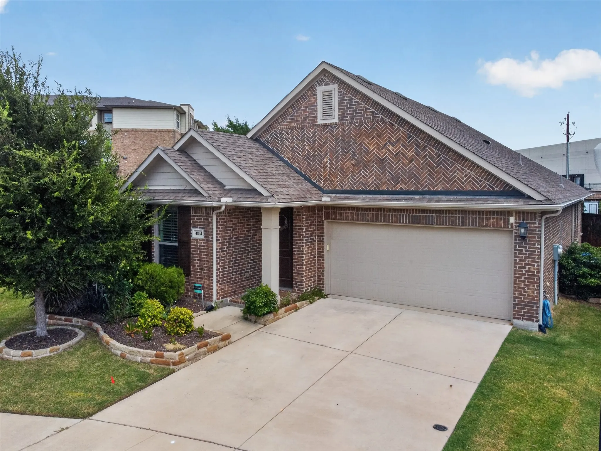 Single Family Residence For Sale in Denton County , 4804 Haven Ridge Road, Carrollton, Texas 75010, 3 Bedroom, 2 Bathroom, 2 Garage spaces, 1,850 Sqft, built in 2018, mls#21335569, Real Estate Agent in Carrollton, Homes For Sale in Denton county, Homes For Sale in Carrollton, Realtor in Carrollton Texas, Real Estate Brokerage Independent Realty Texas, Luminita Cordes Realtor
