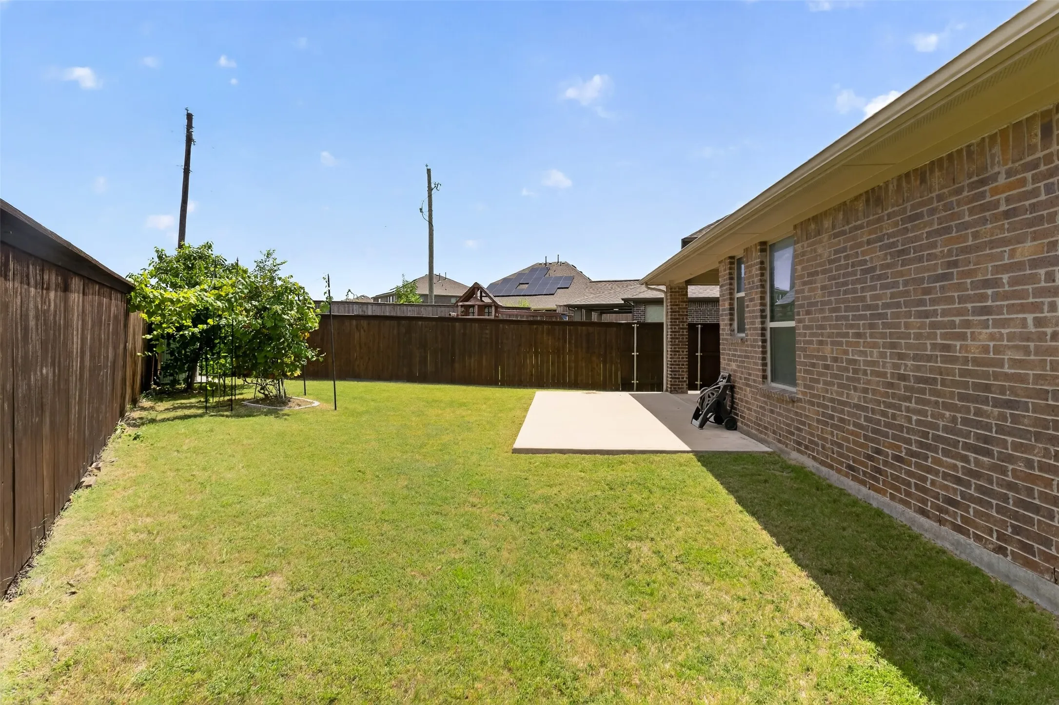 Single Family Residence For Sale in Denton County , 4804 Haven Ridge Road, Carrollton, Texas 75010, 3 Bedroom, 2 Bathroom, 2 Garage spaces, 1,850 Sqft, built in 2018, mls#21335569, Real Estate Agent in Carrollton, Homes For Sale in Denton county, Homes For Sale in Carrollton, Realtor in Carrollton Texas, Real Estate Brokerage Independent Realty Texas, Luminita Cordes Realtor