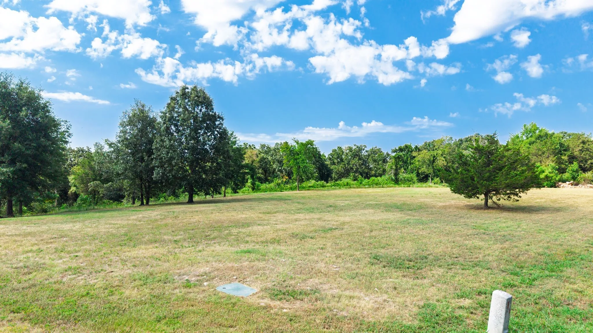 Unimproved Land For Sale in Hopkins County , 2.52 AC County Road High Point 3648 Circle, Sulphur Springs, Texas 75482, 0, 0, Garage spaces, 0 Sqft, built in 0, Price $125,000, mls#21344852, Real Estate Agent in Sulphur Springs, Homes For Sale in Hopkins county, Homes For Sale in Sulphur Springs, Realtor in Sulphur Springs Texas, Real Estate Brokerage Independent Realty Texas, Luminita Cordes Realtor