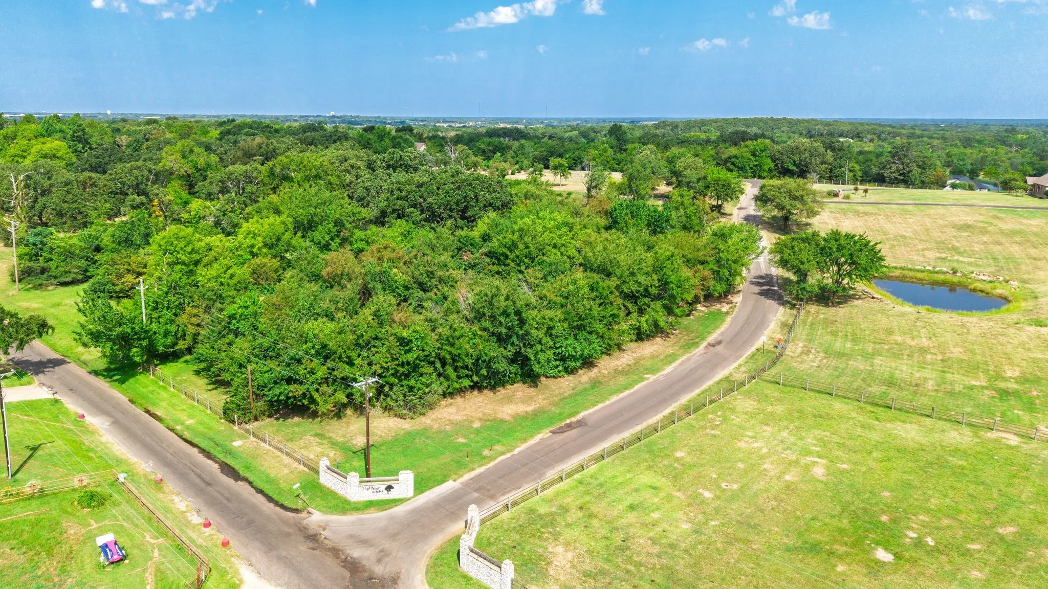 Unimproved Land For Sale in Hopkins County , 2.52 AC County Road High Point 3648 Circle, Sulphur Springs, Texas 75482, 0, 0, Garage spaces, 0 Sqft, built in 0, Price $125,000, mls#21344852, Real Estate Agent in Sulphur Springs, Homes For Sale in Hopkins county, Homes For Sale in Sulphur Springs, Realtor in Sulphur Springs Texas, Real Estate Brokerage Independent Realty Texas, Luminita Cordes Realtor