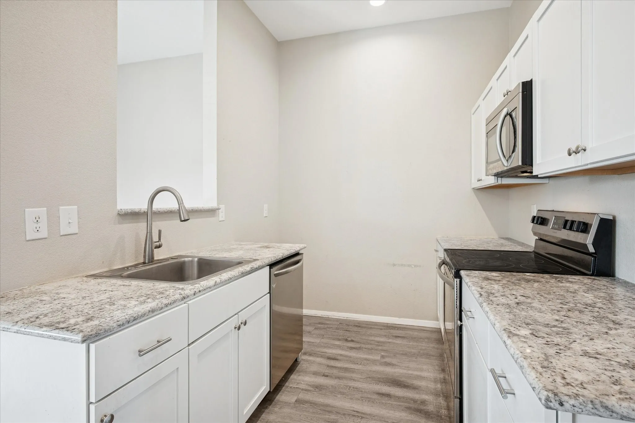 Duplex For Sale in Grayson County , 516-518 Wood Drive, Gunter, Texas 75058, 6 Bedroom, 4 Bathroom, 1 Garage spaces, 0 Sqft, built in 2021, mls#21349908, Real Estate Agent in Gunter, Homes For Sale in Grayson county, Homes For Sale in Gunter, Realtor in Gunter Texas, Real Estate Brokerage Independent Realty Texas, Luminita Cordes Realtor