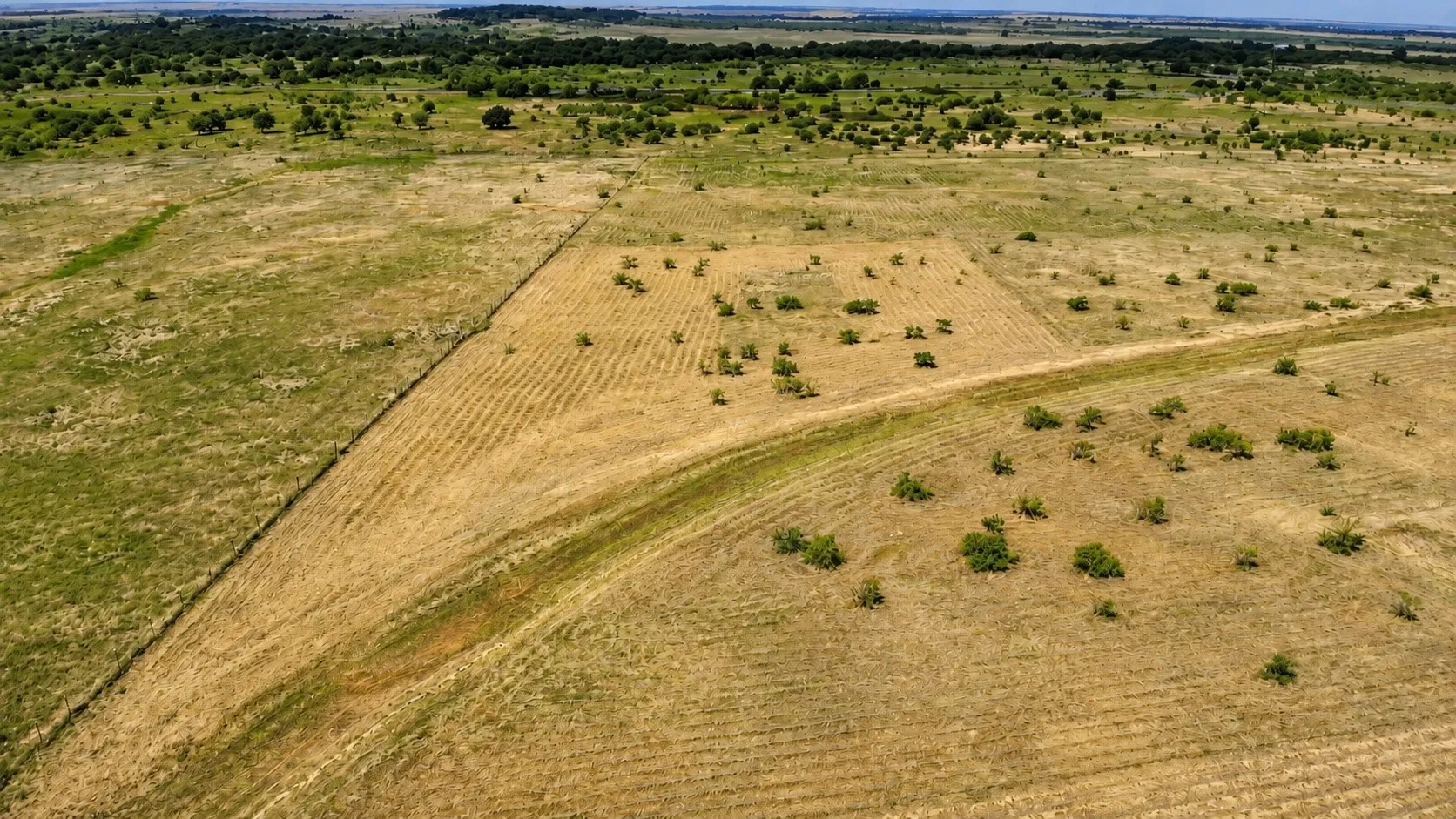 Unimproved Land For Sale in Montague County , Lot 2 4825 N US 81 Highway, Bowie, Texas 76230, 0, 0, Garage spaces, 0 Sqft, built in 0, mls#21335597, Real Estate Agent in Bowie, Homes For Sale in Montague county, Homes For Sale in Bowie, Realtor in Bowie Texas, Real Estate Brokerage Independent Realty Texas, Luminita Cordes Realtor
