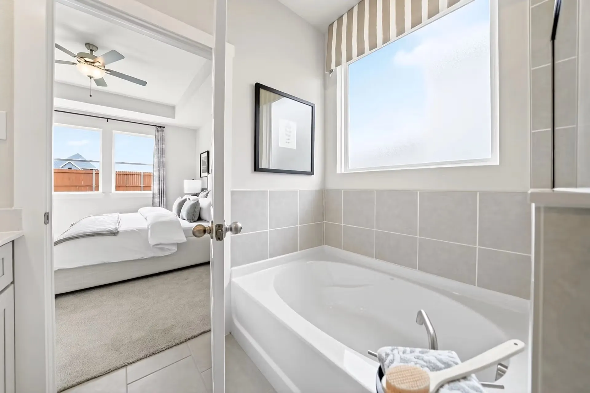 Single Family Residence For Sale in Kaufman County , 2815 Bridgepoint Street, Heartland, Texas 75114, 3 Bedroom, 2 Bathroom, 2 Garage spaces, 1,947 Sqft, built in 2026, mls#21349873, Real Estate Agent in Heartland, Homes For Sale in Kaufman county, Homes For Sale in Heartland, Realtor in Heartland Texas, Real Estate Brokerage Independent Realty Texas, Luminita Cordes Realtor
