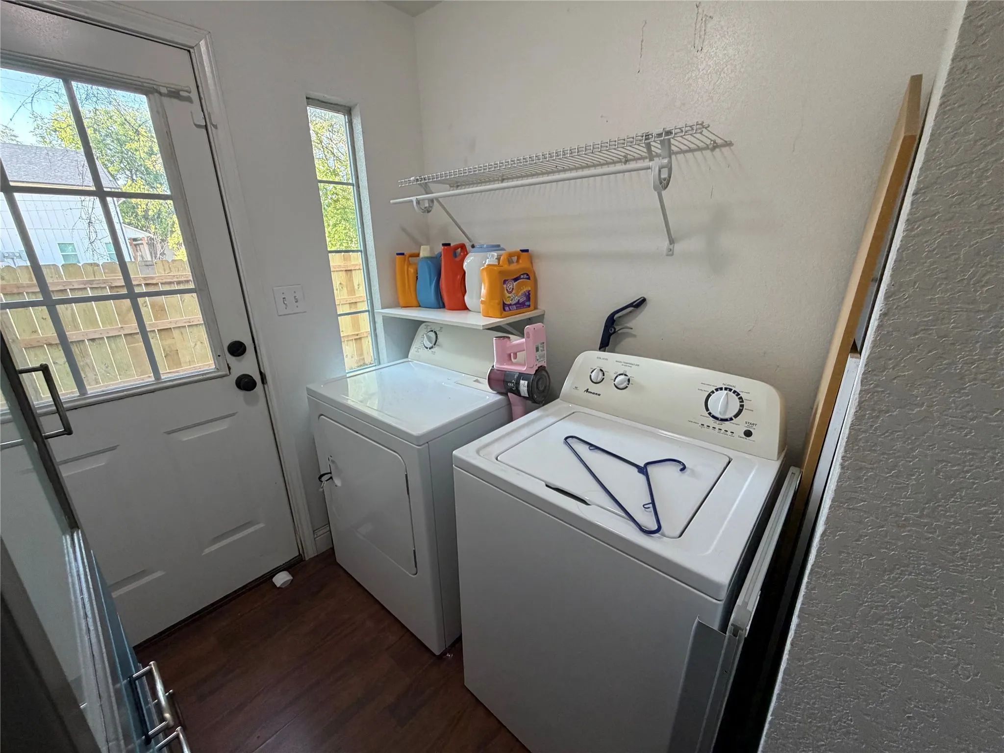 Single Family Residence For Rent in Erath County , 979 W Pecan Street, Stephenville, Texas 76401, 3 Bedroom, 2 Bathroom, Garage spaces, 961 Sqft, built in 1930, mls#21349919, Real Estate Agent in Stephenville, Homes For Rent in Erath county, Homes For Rent in Stephenville, Realtor in Stephenville Texas, Real Estate Brokerage Independent Realty Texas, Luminita Cordes Realtor