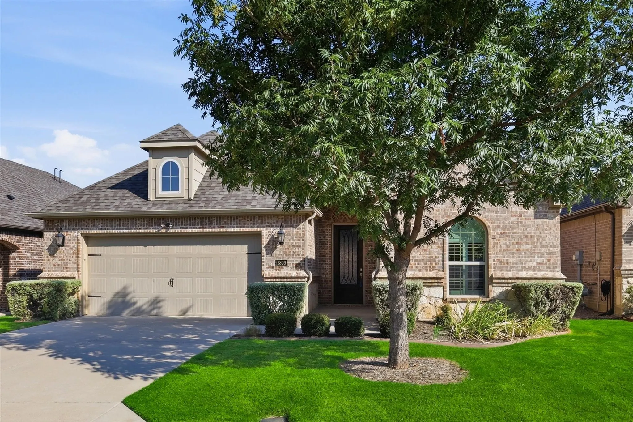 Condominium For Sale in Tarrant County , 2809 Esplanade Boulevard 2809, Mansfield, Texas 76063, 2 Bedroom, 2 Bathroom, 2 Garage spaces, 1,900 Sqft, built in 2019, mls#21342789, Real Estate Agent in Mansfield, Homes For Sale in Tarrant county, Homes For Sale in Mansfield, Realtor in Mansfield Texas, Real Estate Brokerage Independent Realty Texas, Luminita Cordes Realtor