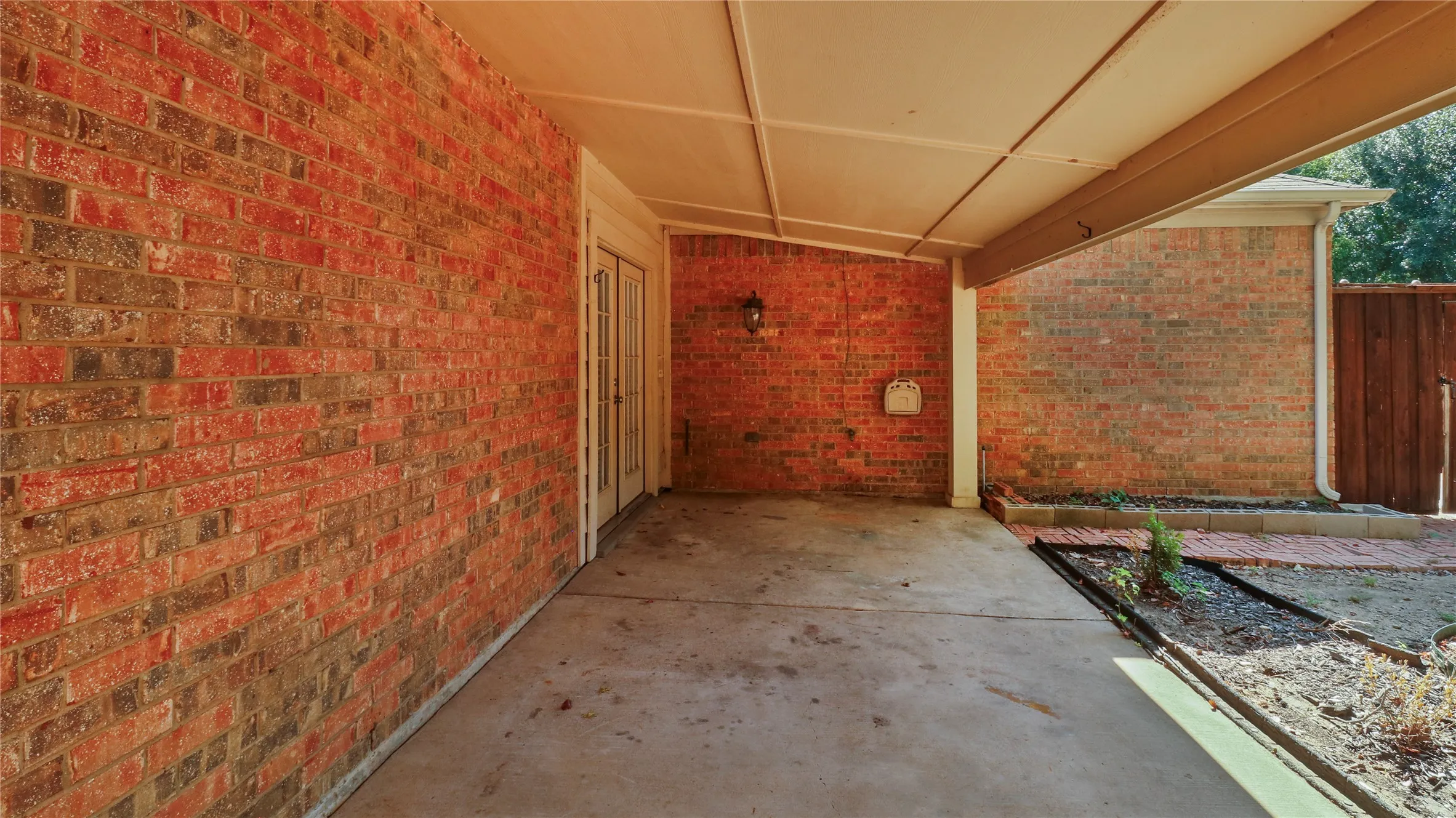 Single Family Residence For Sale in Collin County , 9512 Preston Vineyard Drive, Frisco, Texas 75035, 4 Bedroom, 3 Bathroom, 2 Garage spaces, 2,660 Sqft, built in 1995, mls#21349943, Real Estate Agent in Frisco, Homes For Sale in Collin county, Homes For Sale in Frisco, Realtor in Frisco Texas, Real Estate Brokerage Independent Realty Texas, Luminita Cordes Realtor