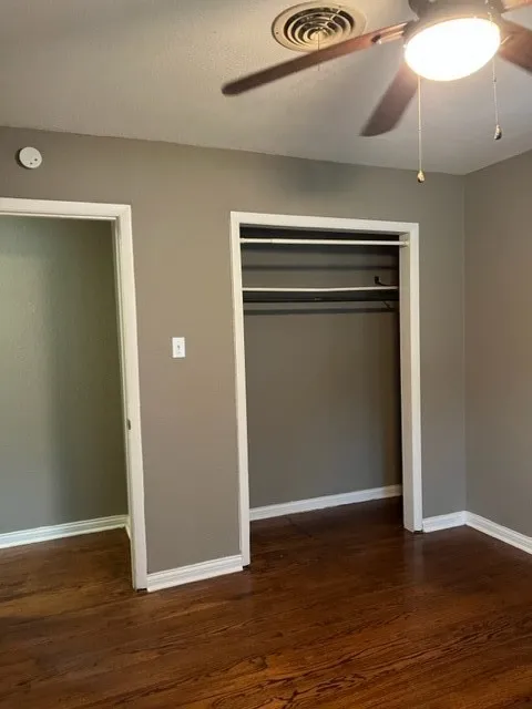 Single Family Residence For Rent in Tarrant County , 3208 Brown Trail, Bedford, Texas 76021, 3 Bedroom, 1 Bathroom, 1 Garage spaces, 1,086 Sqft, built in 1950, mls#21349902, Real Estate Agent in Bedford, Homes For Rent in Tarrant county, Homes For Rent in Bedford, Realtor in Bedford Texas, Real Estate Brokerage Independent Realty Texas, Luminita Cordes Realtor