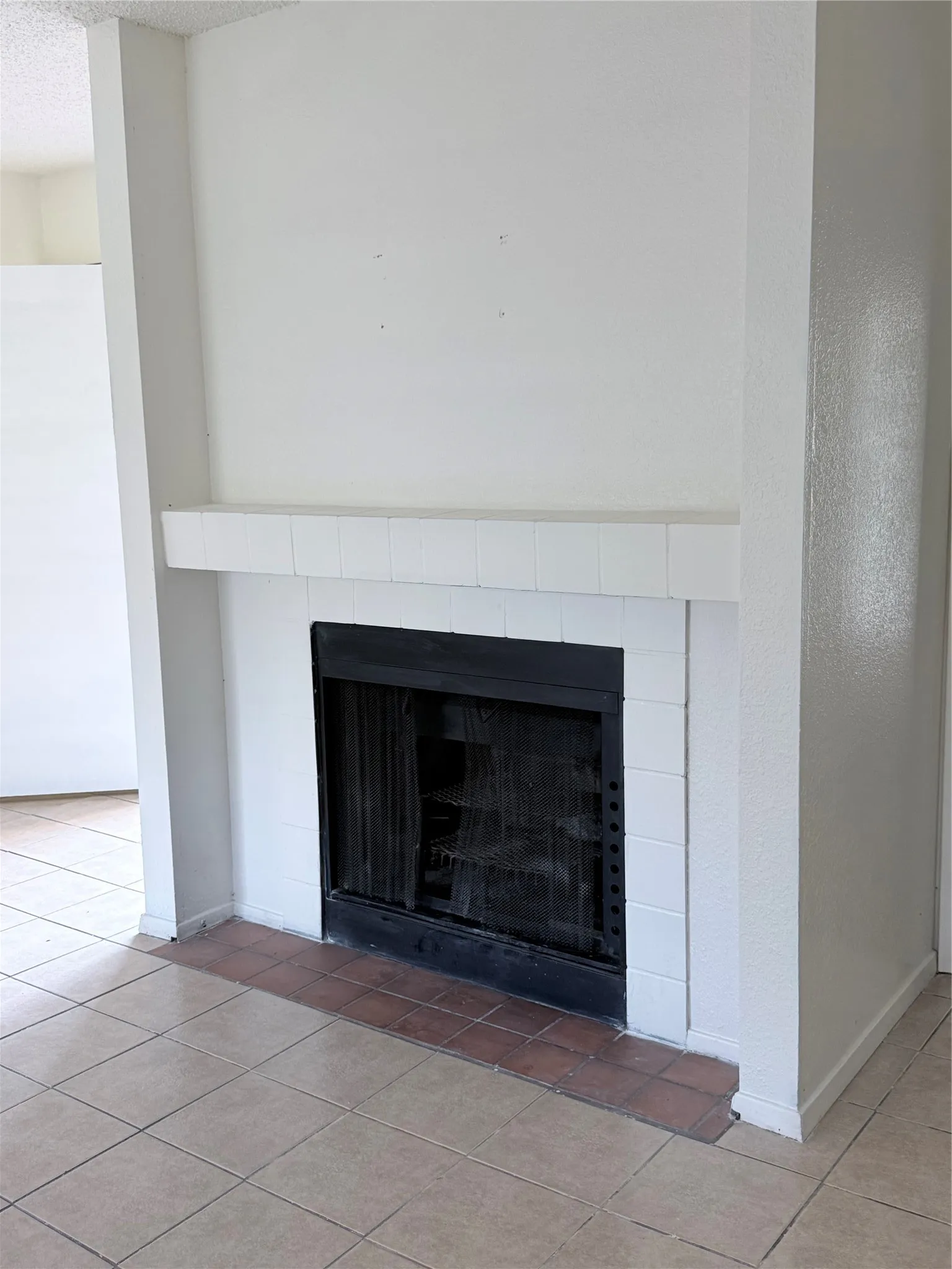 Condominium For Sale in Dallas County , 12480 Abrams Road 504, Dallas, Texas 75243, 1 Bedroom, 1 Bathroom, Garage spaces, 689 Sqft, built in 1982, mls#21341893, Real Estate Agent in Dallas, Homes For Sale in Dallas county, Homes For Sale in Dallas, Realtor in Dallas Texas, Real Estate Brokerage Independent Realty Texas, Luminita Cordes Realtor
