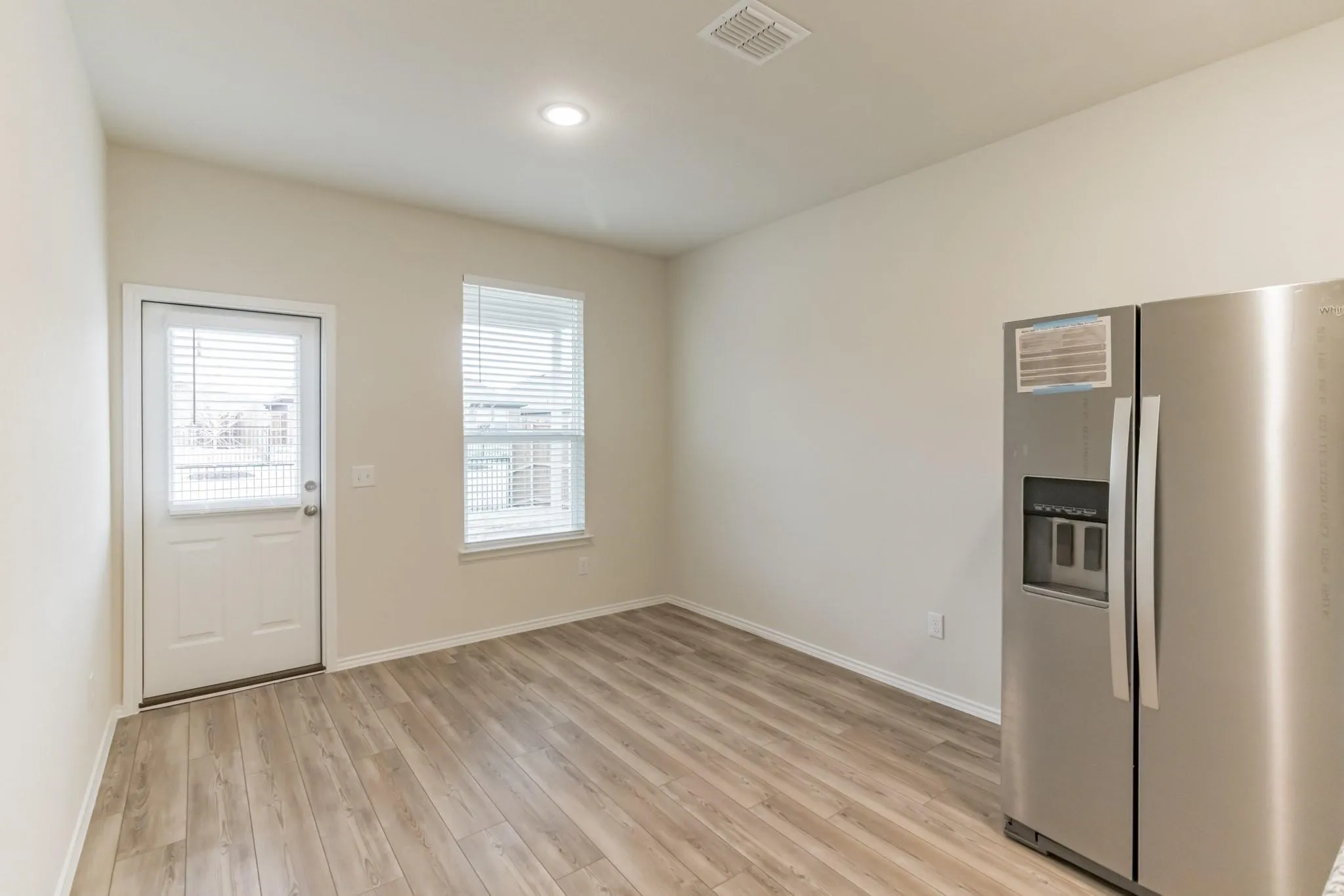 Single Family Residence For Rent in Collin County , 804 Cormorant Street, Princeton, Texas 75407, 3 Bedroom, 2 Bathroom, 2 Garage spaces, 1,541 Sqft, built in 2021, mls#21349954, Real Estate Agent in Princeton, Homes For Rent in Collin county, Homes For Rent in Princeton, Realtor in Princeton Texas, Real Estate Brokerage Independent Realty Texas, Luminita Cordes Realtor